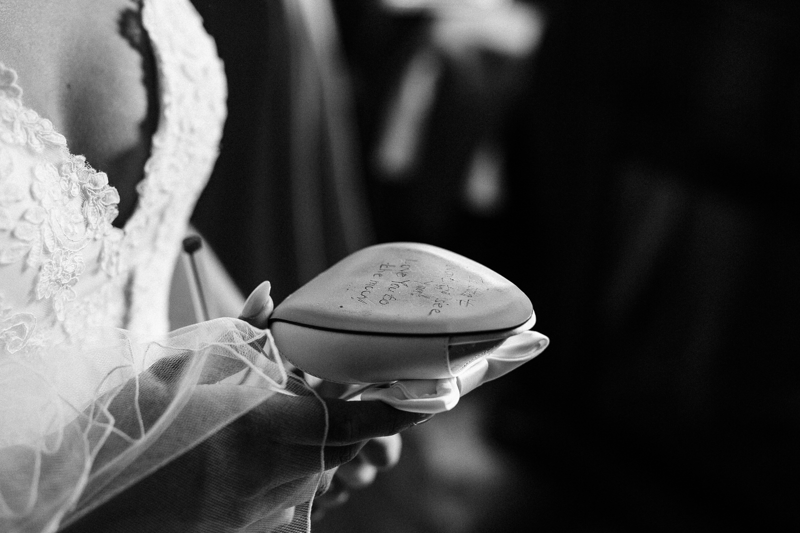 0010st-johns-wedding-photographer-caitlin-adam-yellowbelly.jpg