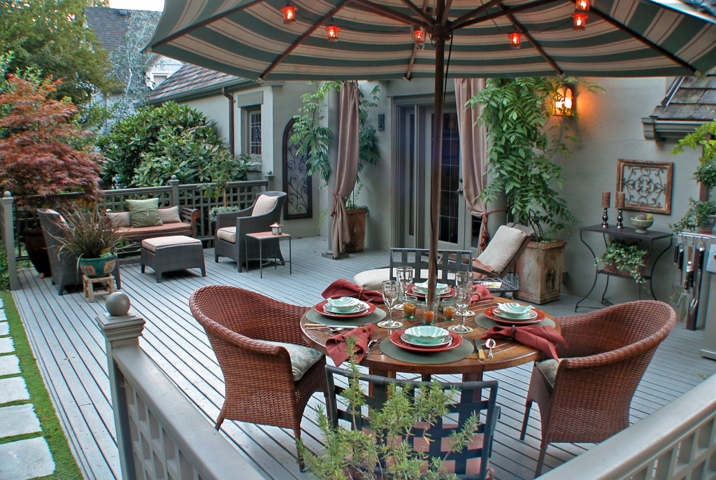 The Deck's Dining Area