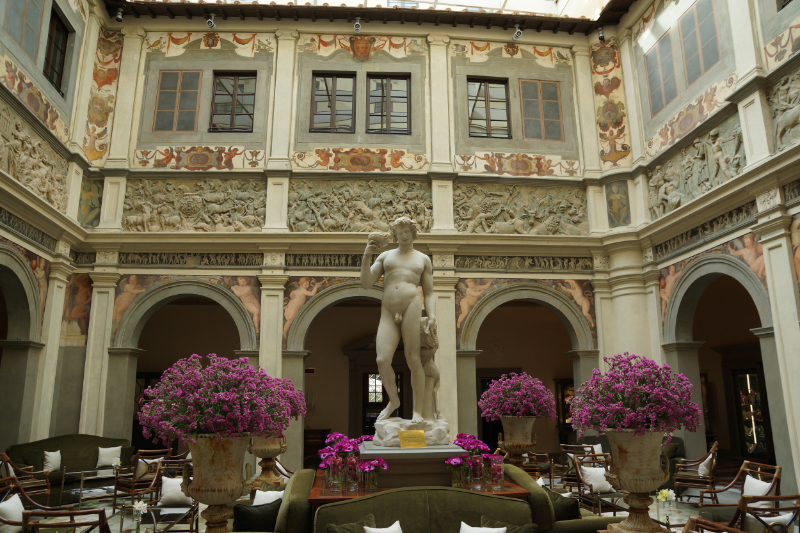 The Renaissance courtyard