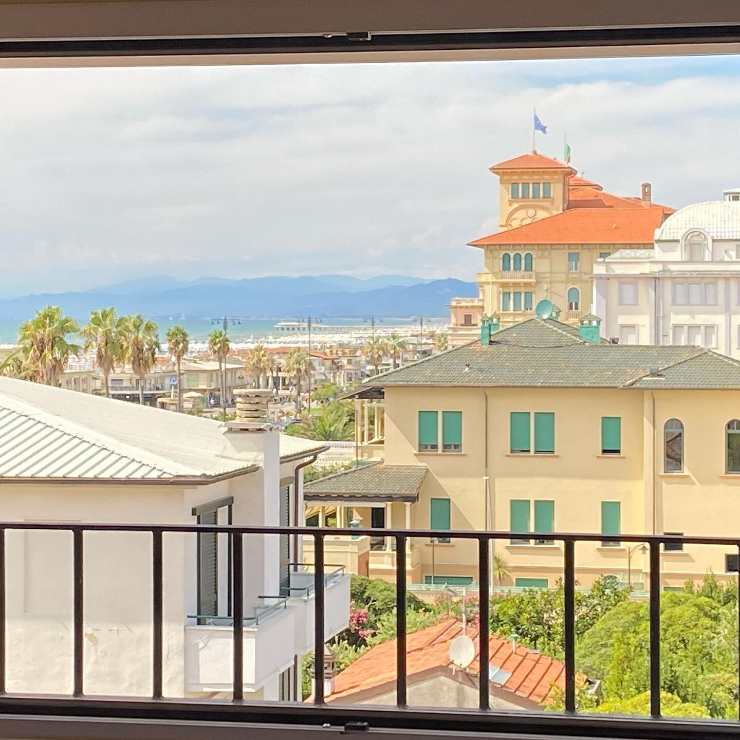 We spent the last 2 weeks in Viareggio, a charming city 90 mins west of Florence. Our hotel room had a nice terrace but the window opposite was shuttered and we had no idea - for the first few days - that this view was awaiting us!  No filter!