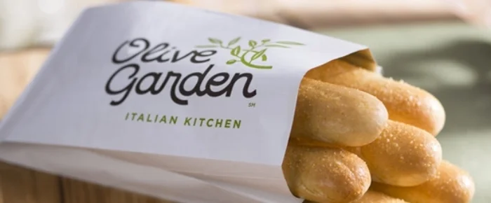 d-parties-to-go-half-dozen-breadsticks-dpv.jpg
