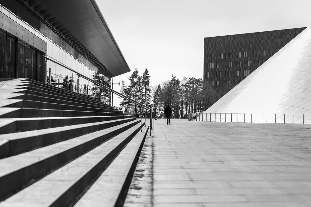 Street Photographer in Luxembourg | Catalin Burlacu Photography | www.ishootcolors.com | Black and White