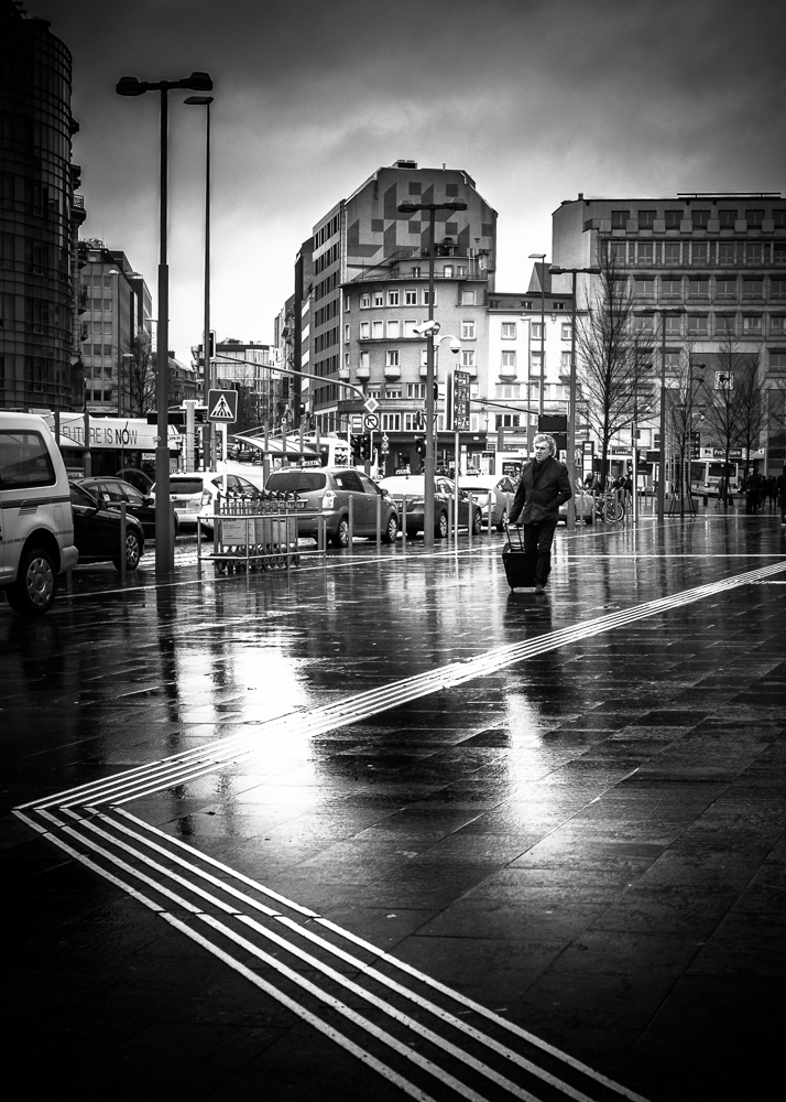 Catalin Burlacu - Street Photographer Luxembourg  - www.ishootcolors.com168.jpg