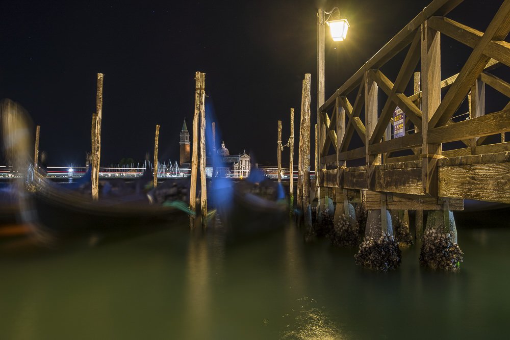 Catalin Burlacu Portrait Photography - Landscape photographer in Luxembourg - Venice gondolas by night