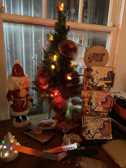Stroop Waffle Ornaments Medium.jpeg