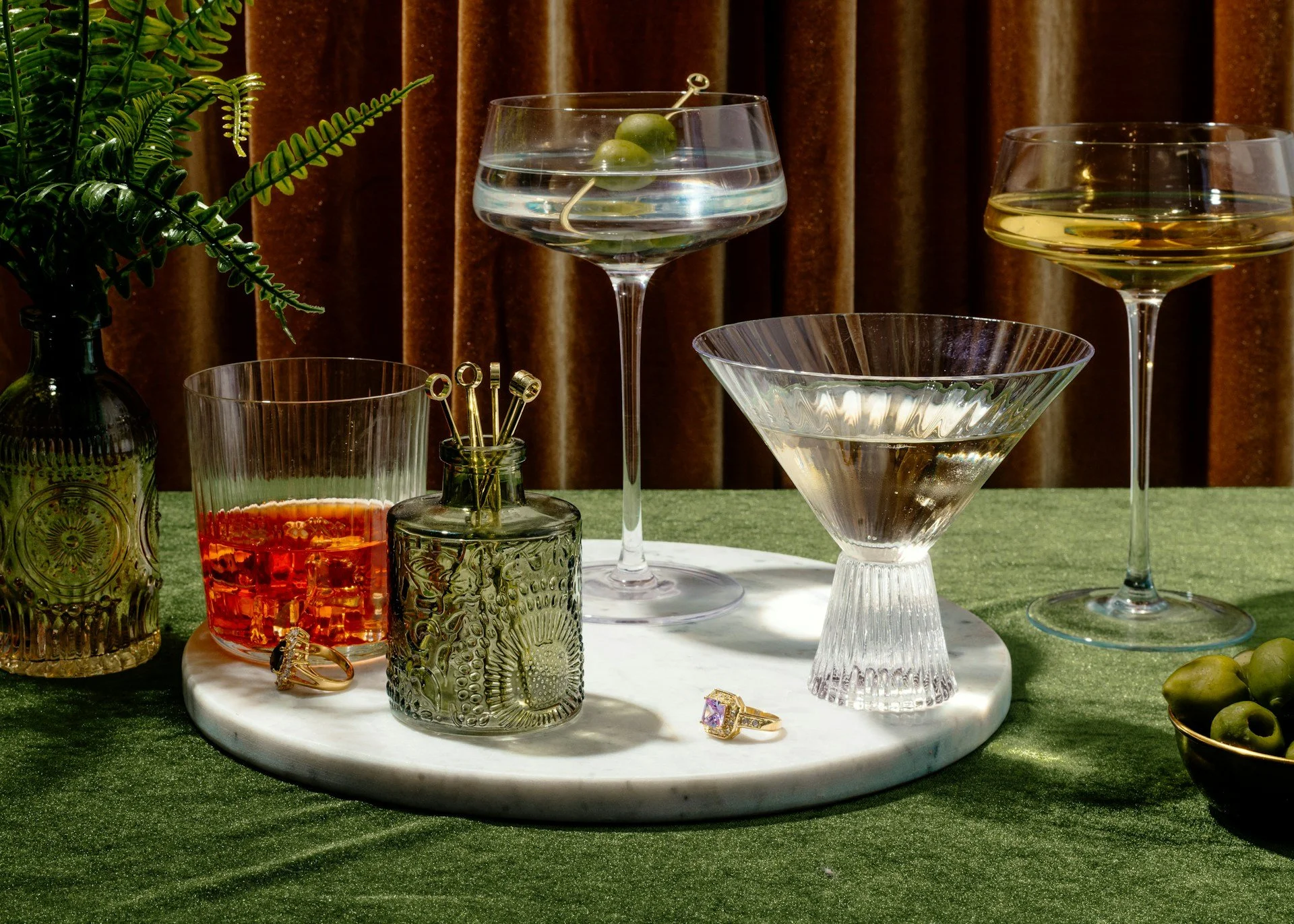 Seasonal Guide to Non-Alcoholic Cocktail Glasses That Wow