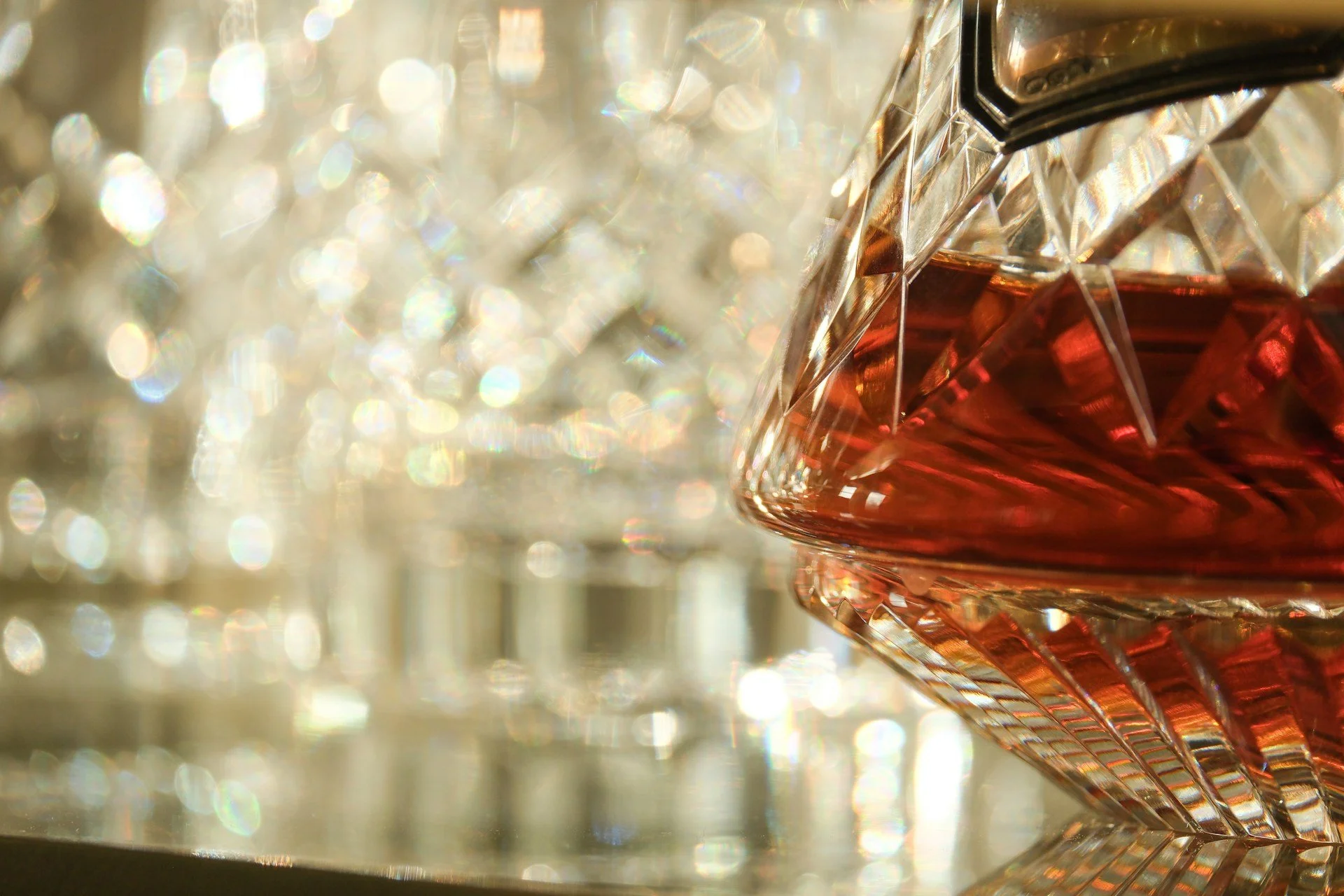 How to Gift Monogrammed Glasses That Actually Feel Personal