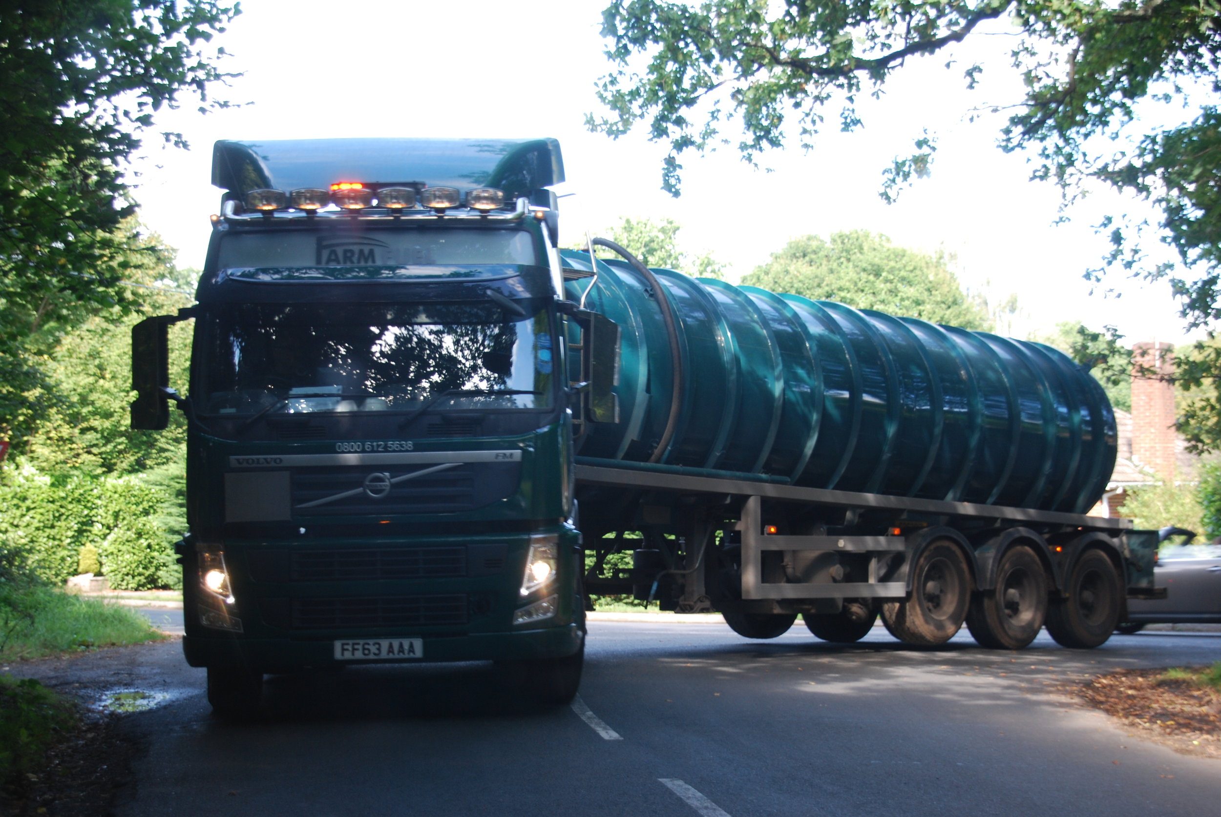 HGV turning left into Foxbridge Lane, straight into the opposing traffic