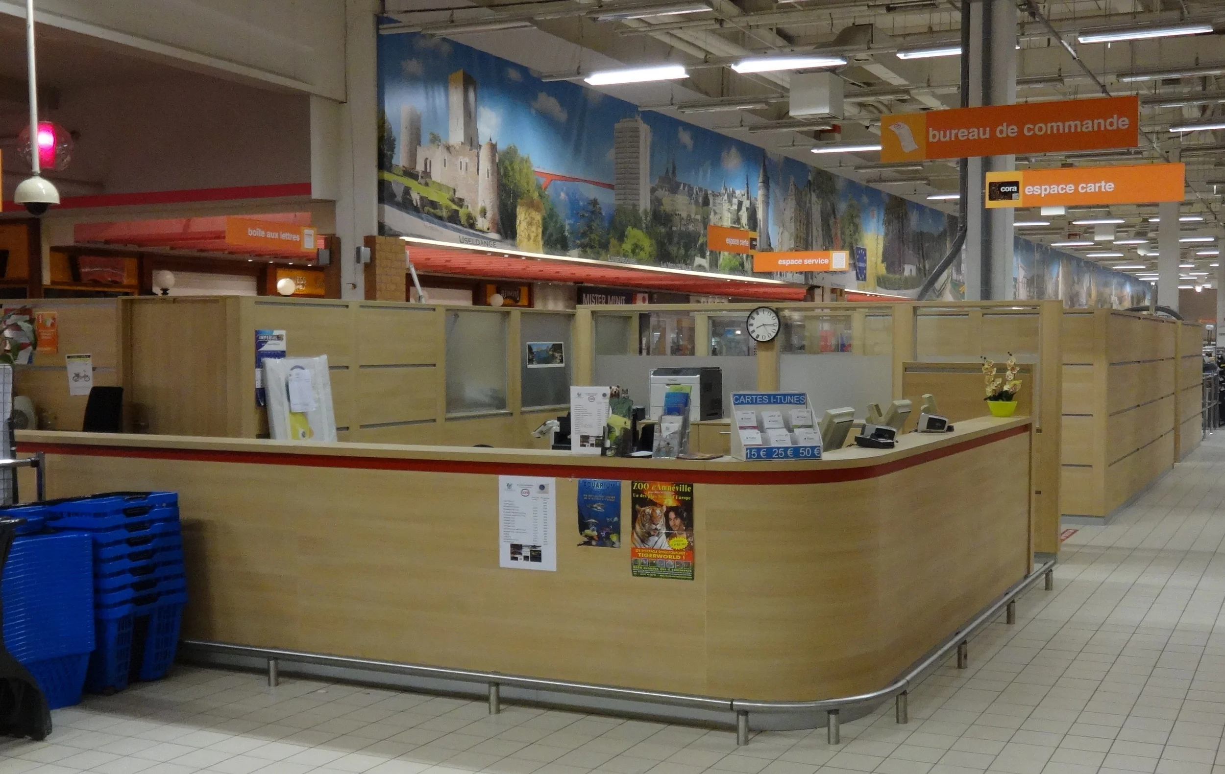 Comptoir accueil hypermarché Luxembourg