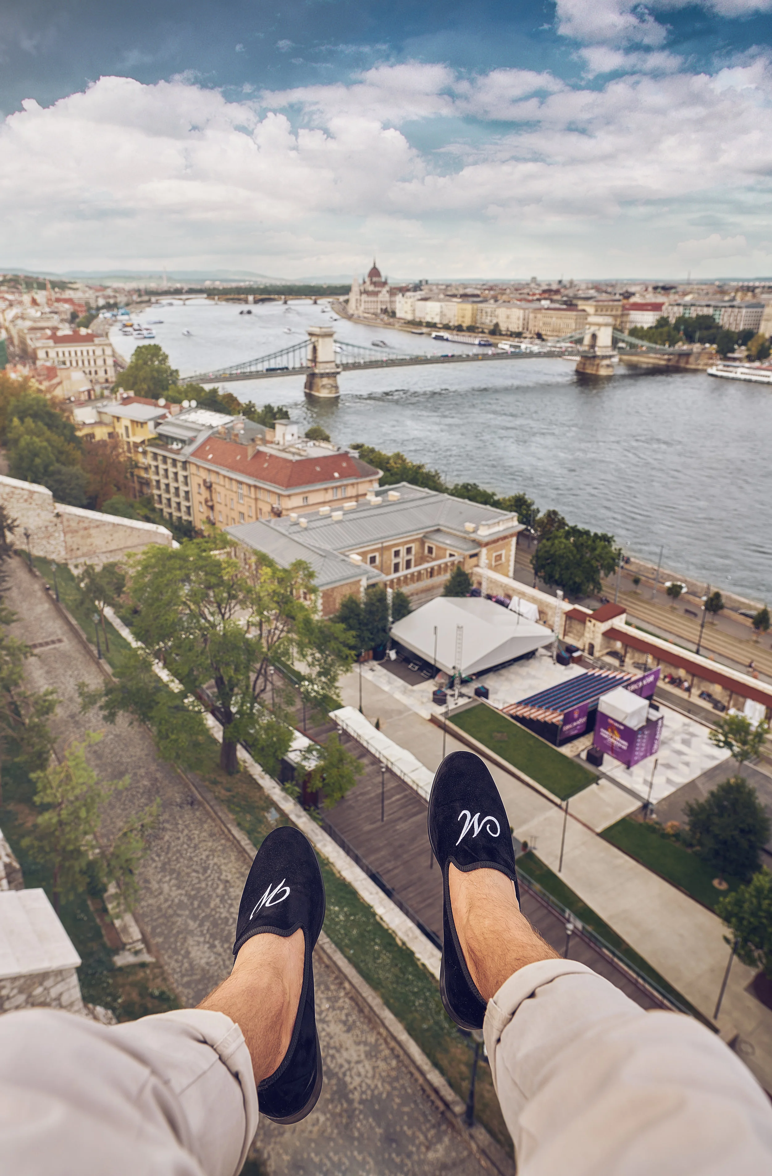shoes-over-budapest2.jpg