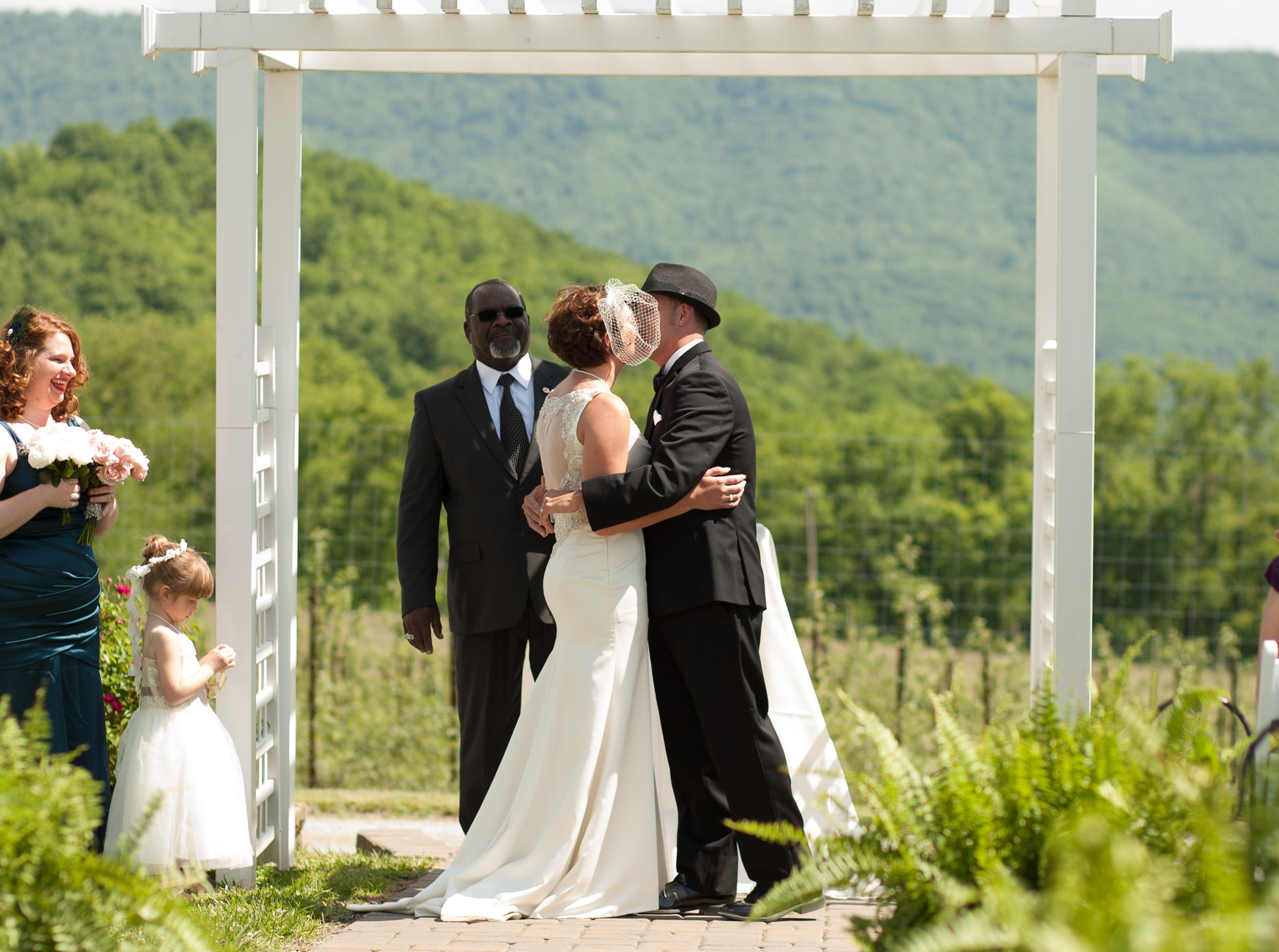Doe Creek Farm Wedding, Pembroke, Virginia