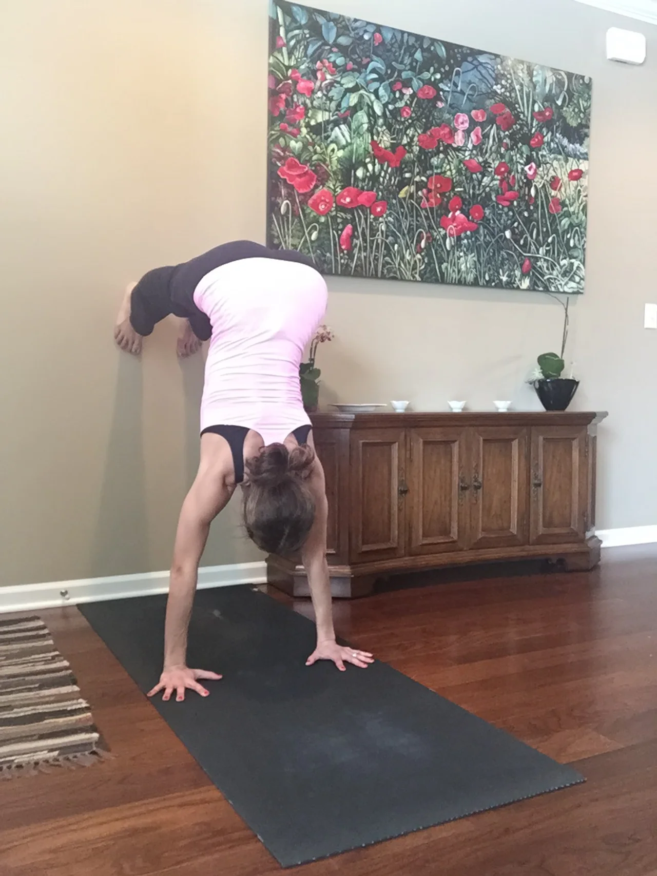 I actually think L stands are way hard than just kicking up into a handstand.