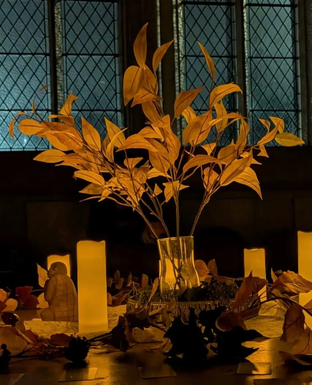 GODDESS FLOW FRIDAY 🧘&zwj;♀️ Friday 5 December 🧘&zwj;♀️ Rest, relax. reset 😌 - 1 PLACE LEFT!

🍂 This is your time! 🍂 

🔸Come back to yourself
🔸Connect with the seasons
🔸Feel calmer and more positive 

🟠 Time to slow down, unwind, reflect, fi