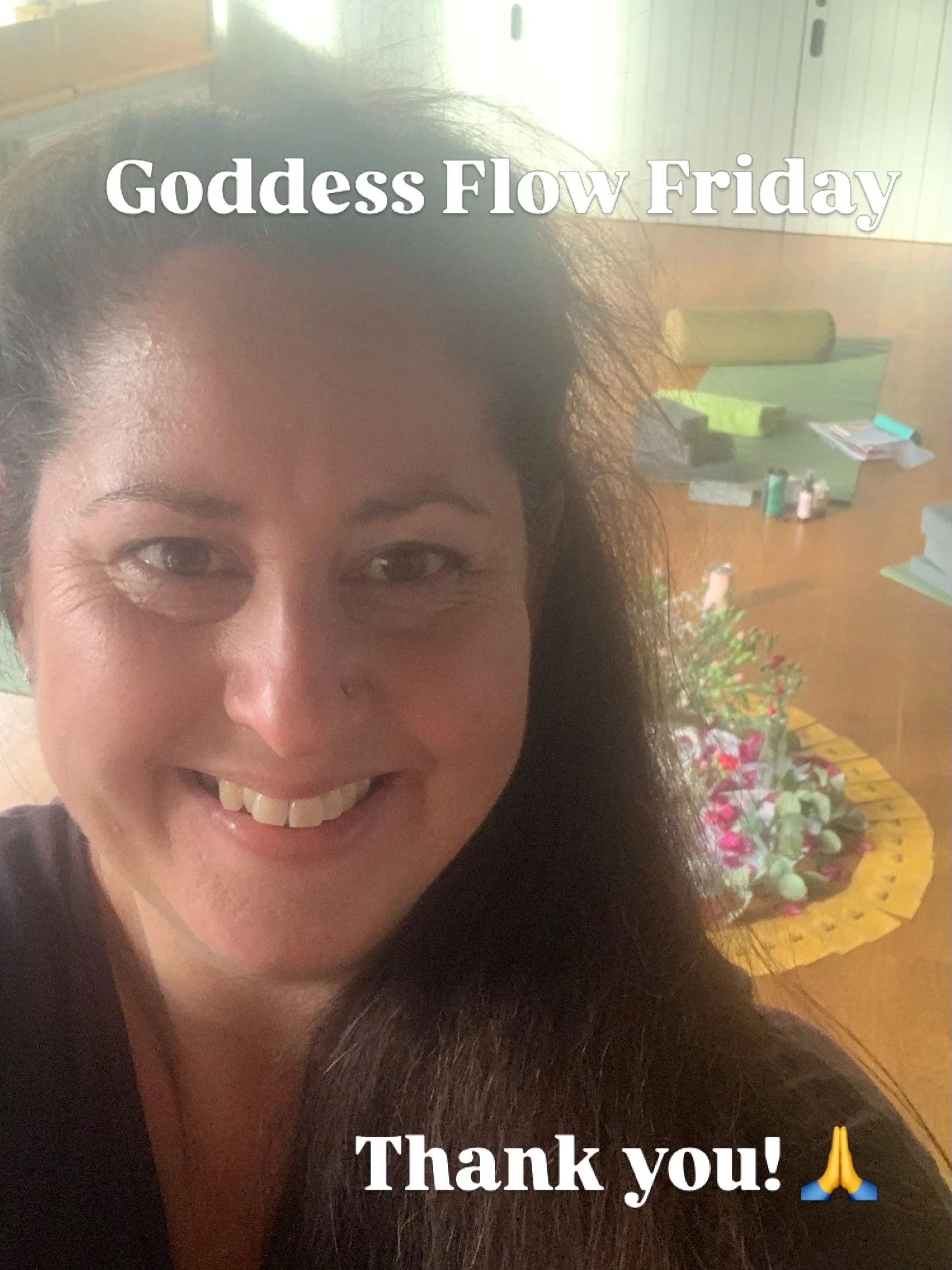 GODDESS FLOW FRIDAY 🌸 End-of-spring 🌸

Our final session for spring with themes of change and growth, as we come towards summer and a sense that everything now has an opportunity to bloom! 

The rose 🌹 was our symbol with its cycle from bud to blo