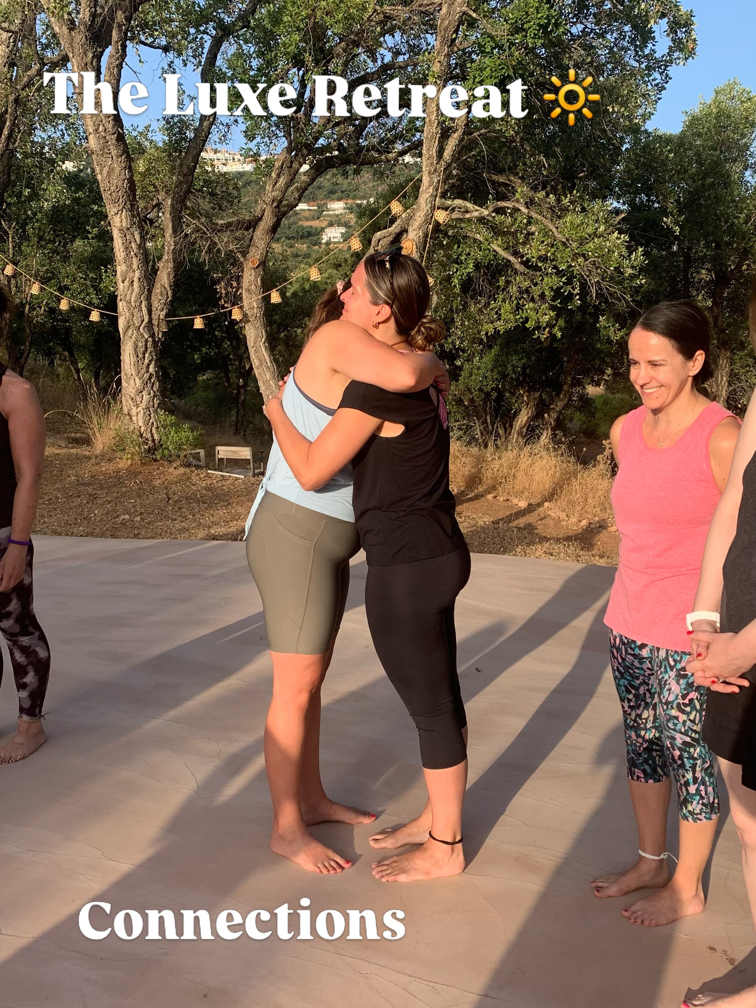 The LUXE Retreat 🇪🇸 CONNECTIONS! 
What makes a luxury retreat?  The people! 🫶

This is one of my favourite photos from my retreat this summer because it sums up the joy, and the deep, heartfelt connections we built over just a few days! 

I know t