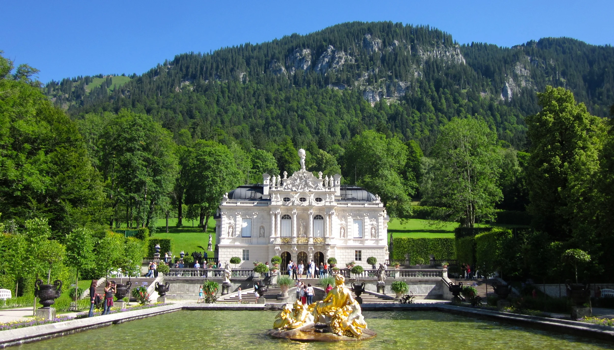 schloss linderhof.JPG