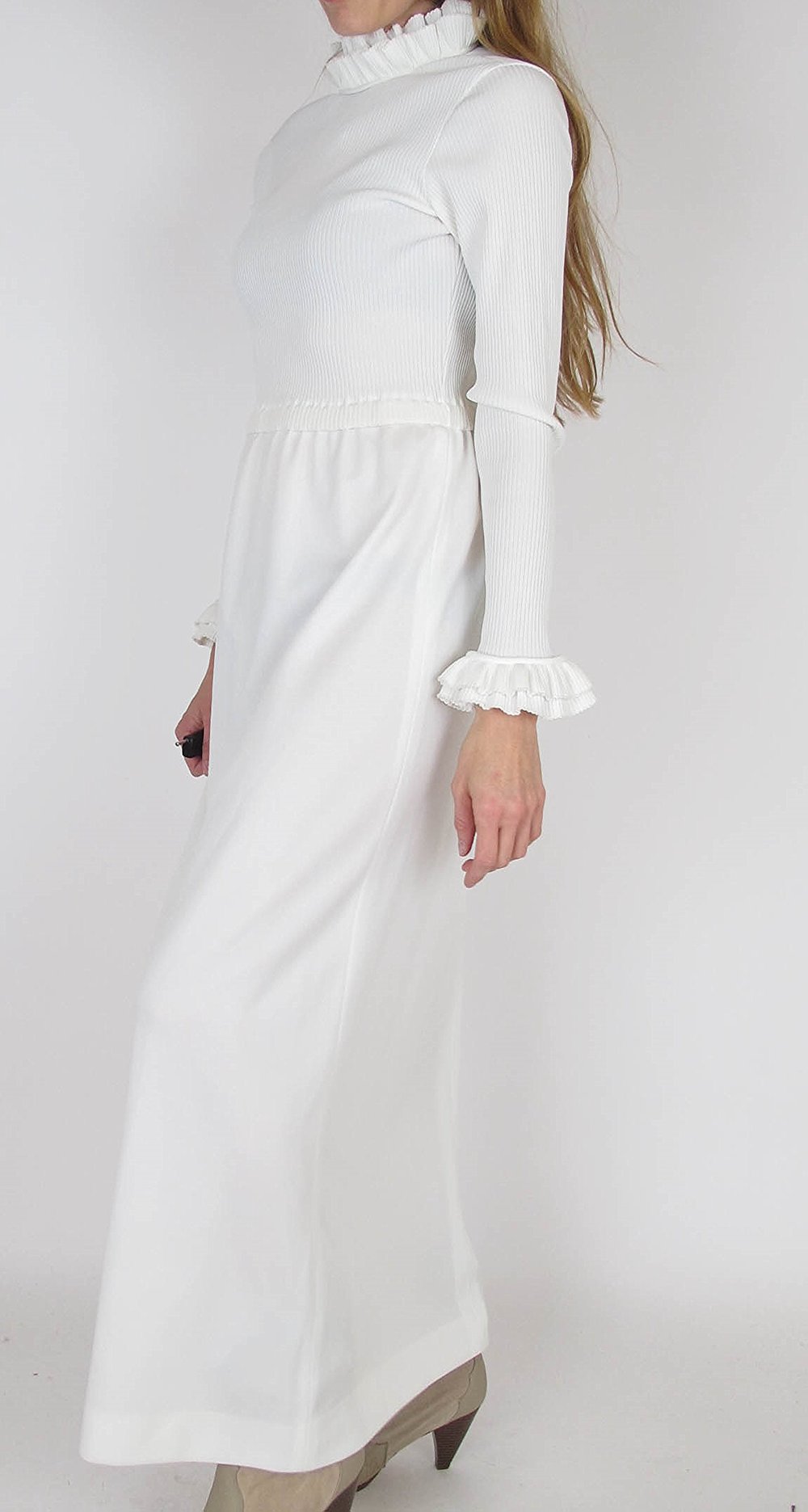 Vintage 70s Ruffle White Long Dress — She & Wolf