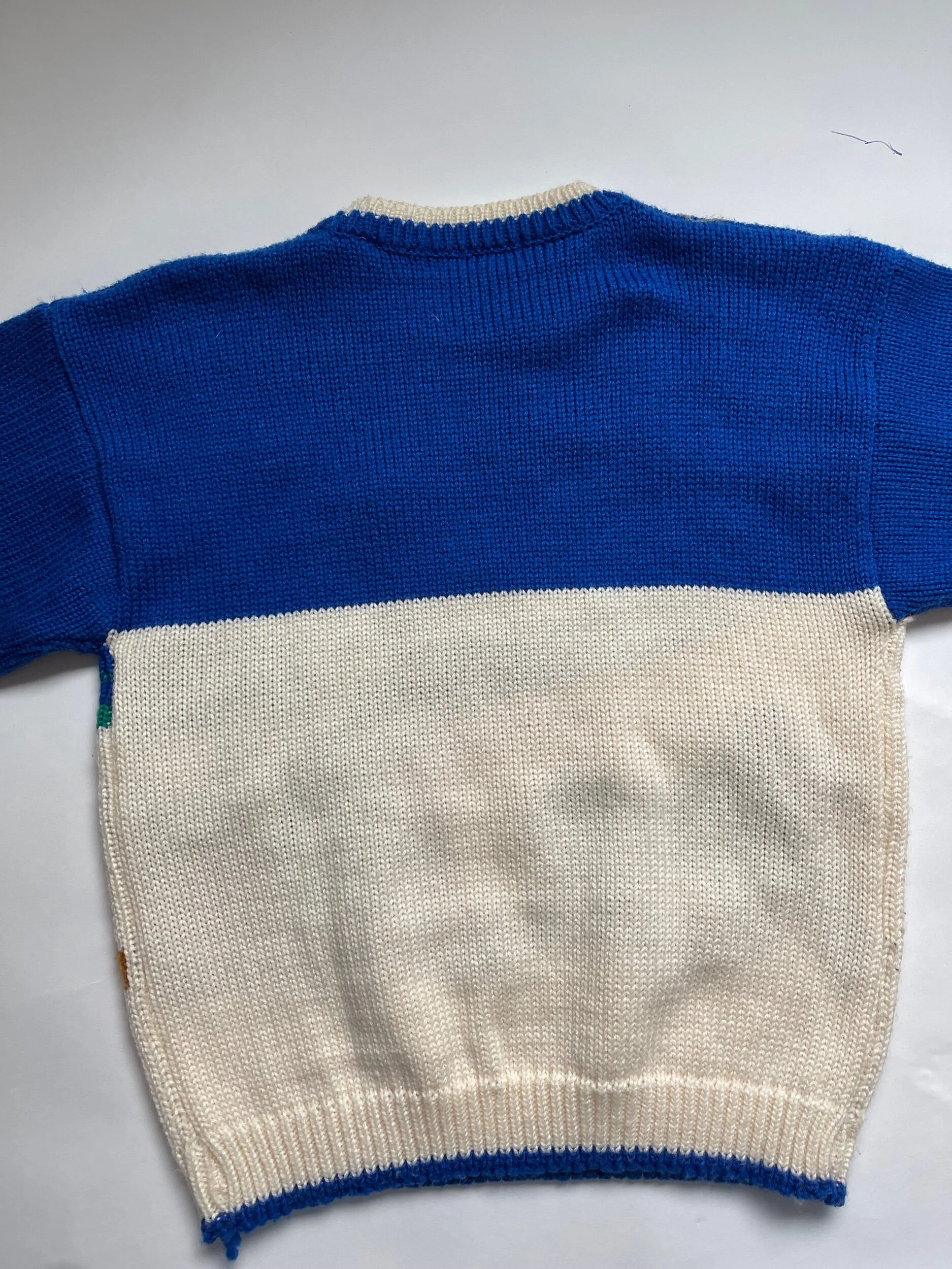 9C989481-5871-40A8-BE17-81DB66135642