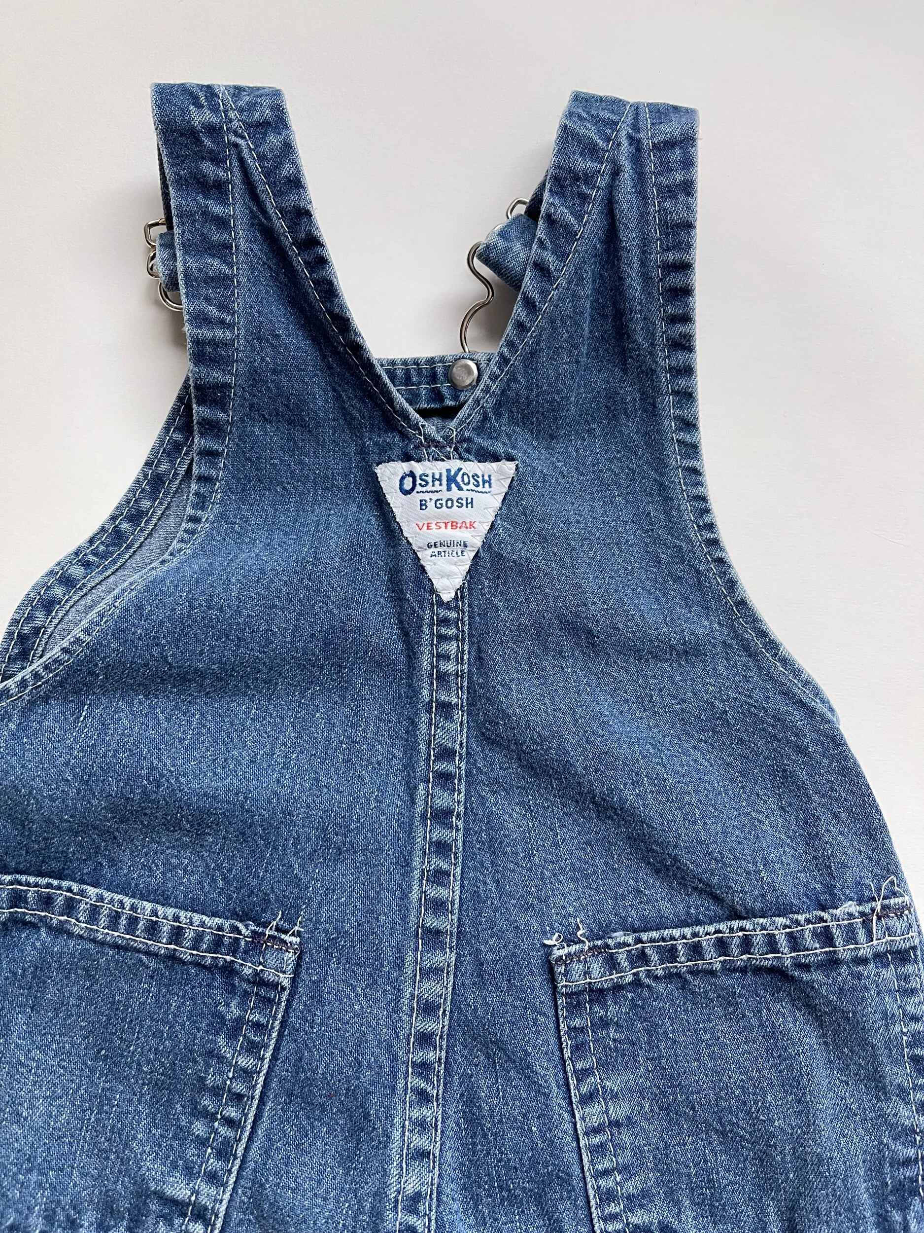 4FA8D1CC-1257-4D21-A58E-38AAD00EA8C1