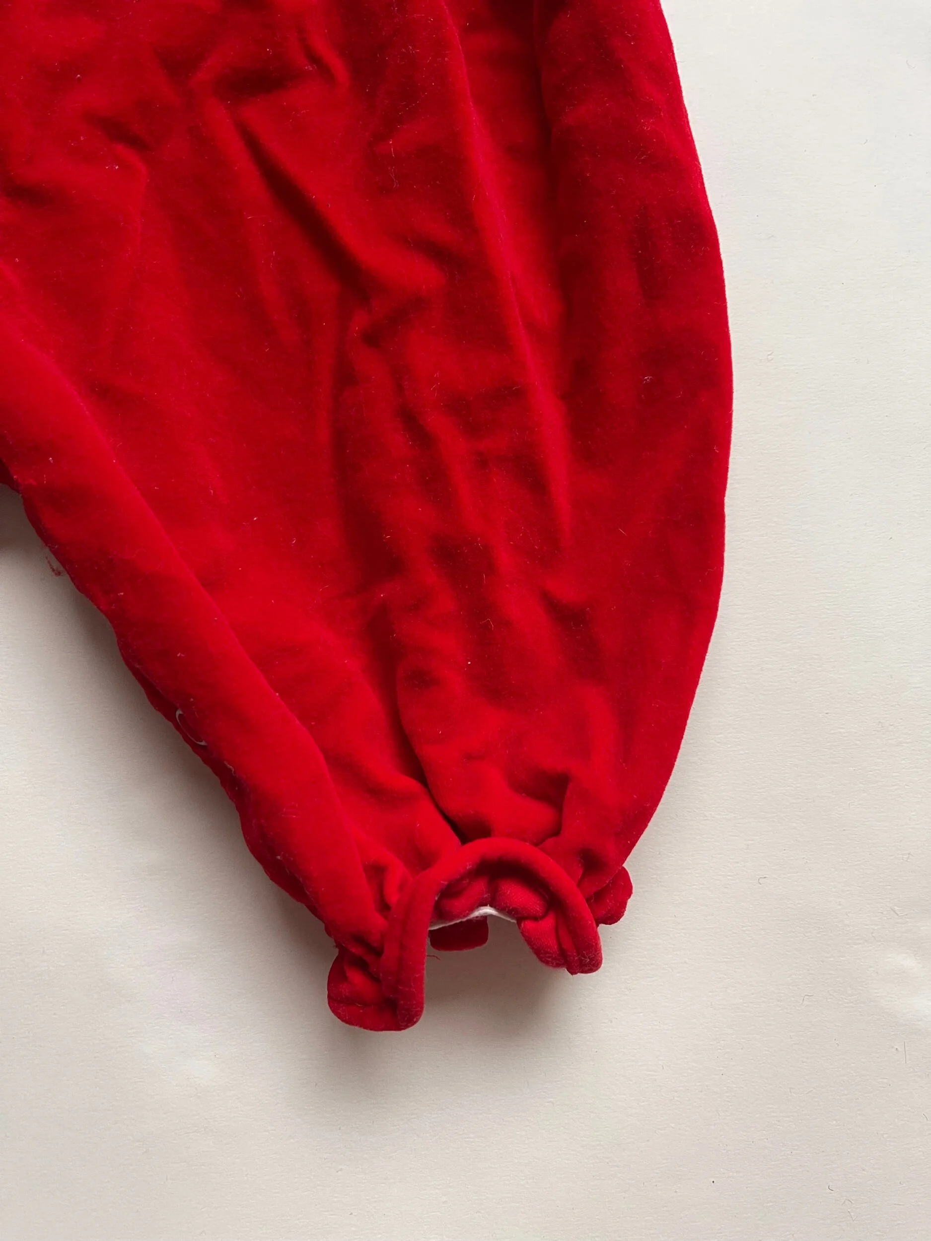 9FE9CE64-AF7B-4BEA-A498-6EDAA043043E