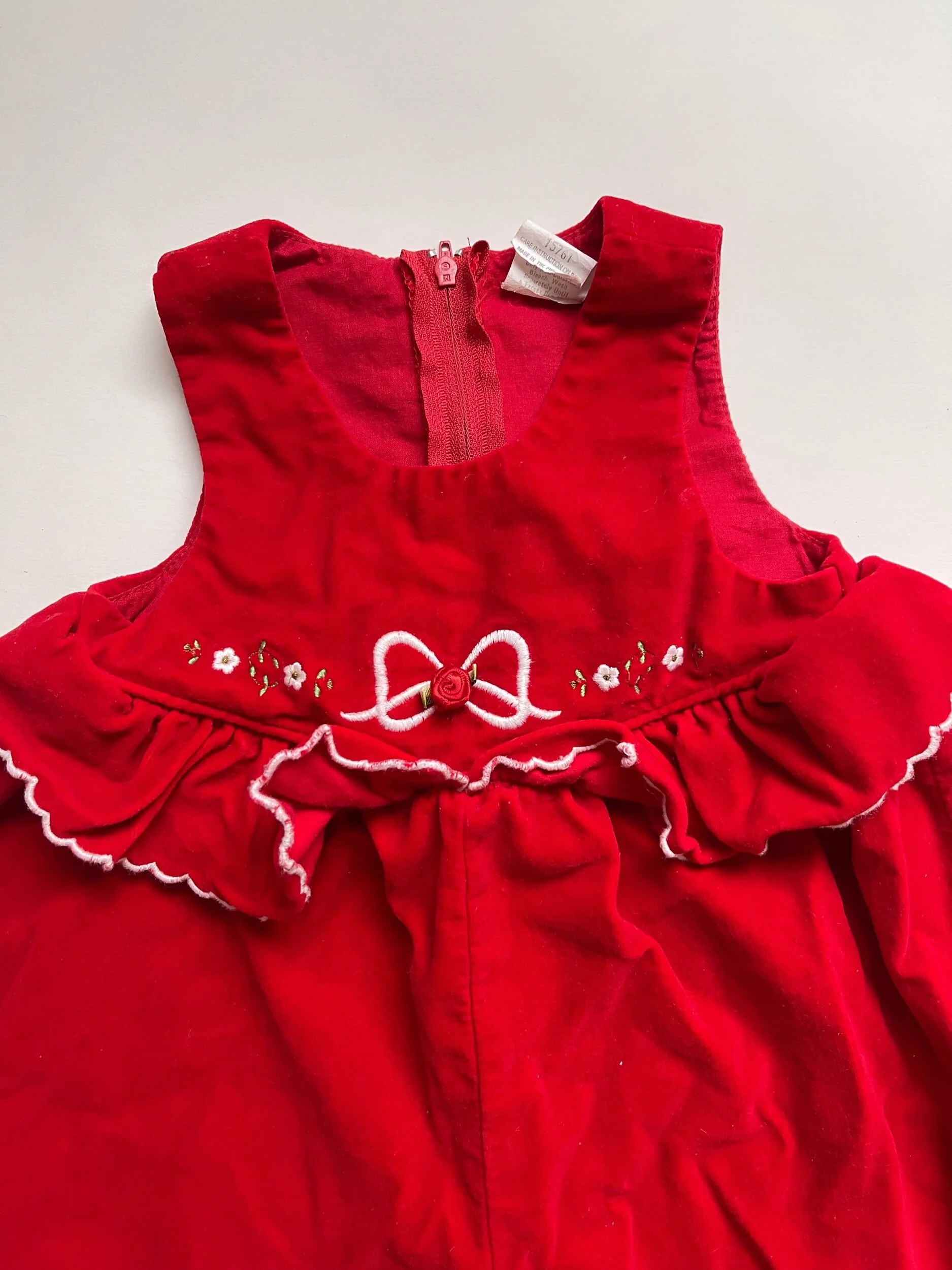 33BF6549-DD74-489A-9E6A-858A6ABEF19D