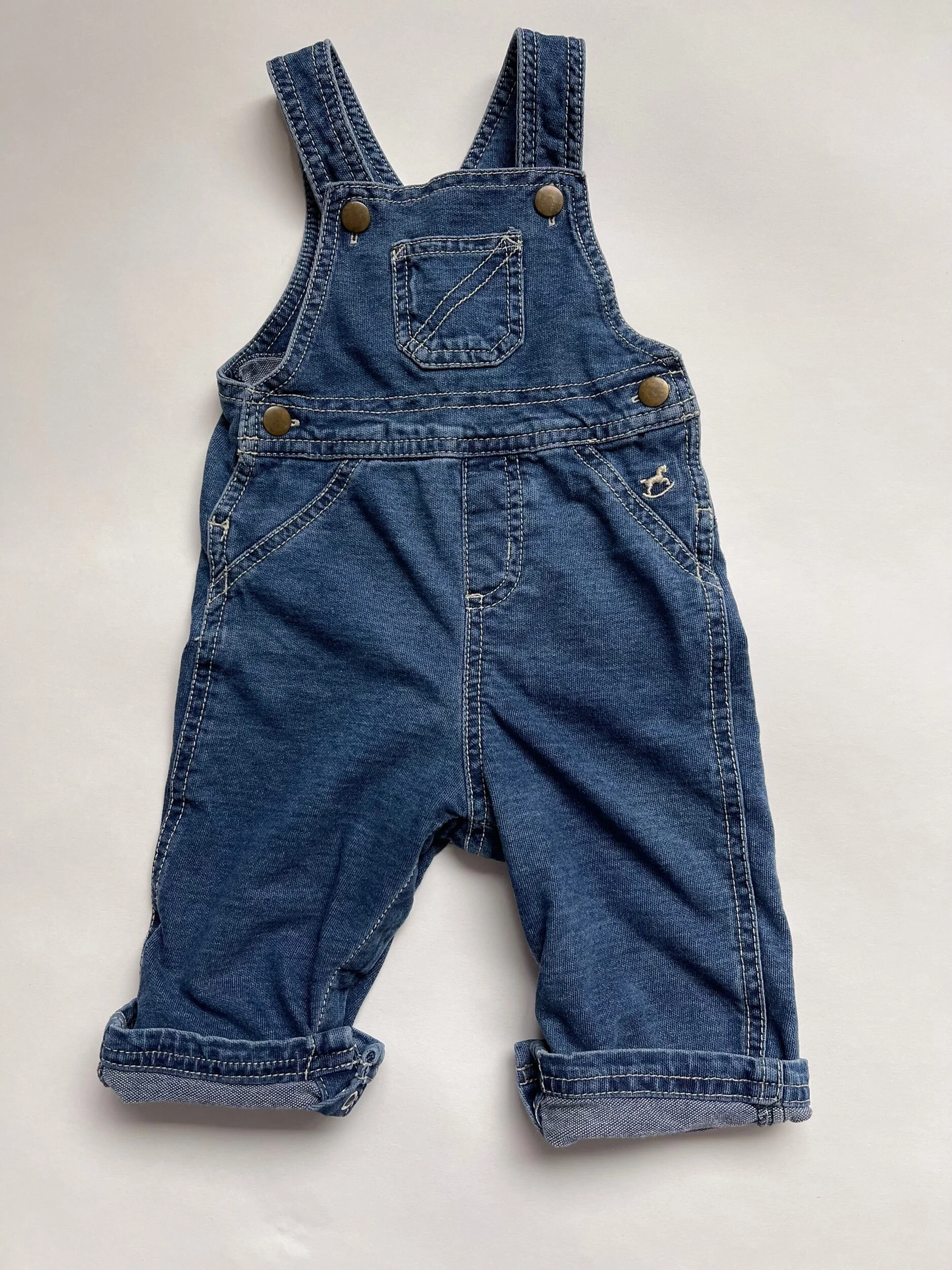 DC416162-82B5-4DB0-8470-A1C54B3C3614