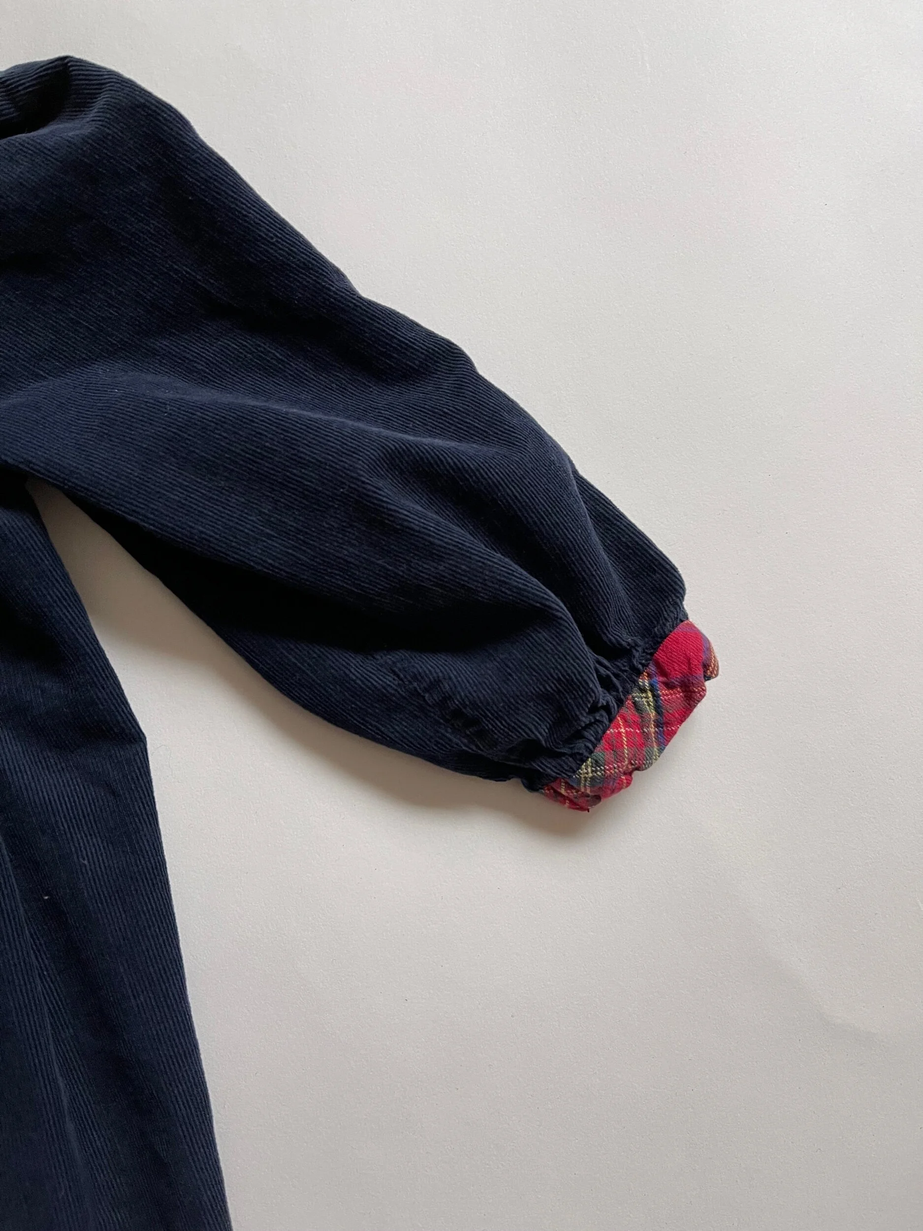 7CEE15F9-6CA8-403D-B6E7-2C84AFF728E5