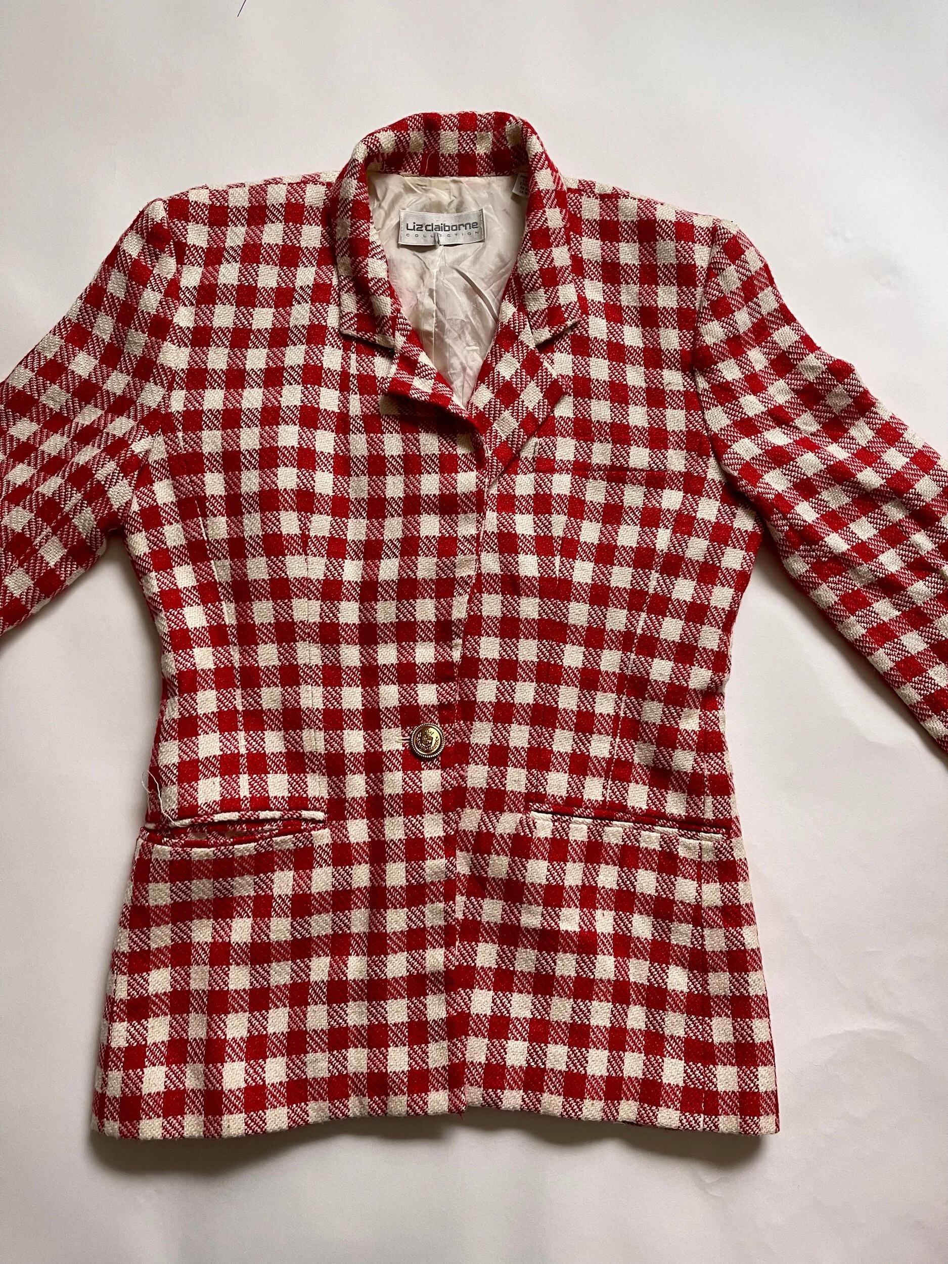 3A9EA7F2-9EED-446B-B87B-8E225D208230