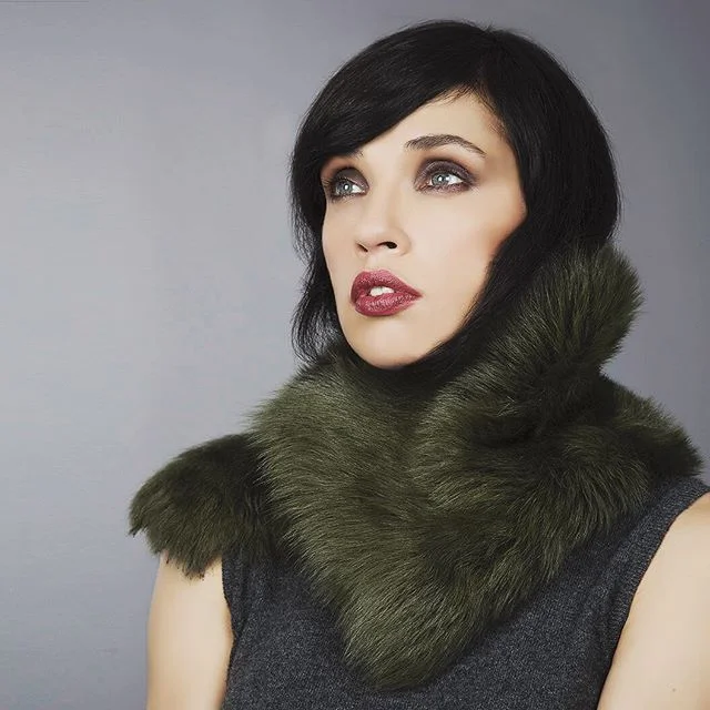 #wadabags my cosy toscana sheepskin neck warmer - gorgeous olive green #cosy #sowarm #toscana #accessories #handmade #sewinglove #fashion #instastyle #accessoryheaven #glam #gorgeous #beautifulthings #style #luxury #leather #beautiful #fur