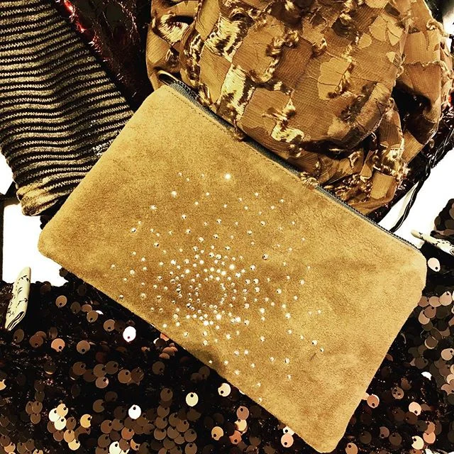 #wadabags the ones that got away- pretty sparkly purses and scarves all sold out last week at my fairs #sparkle #christmas #accessories #leather #suede #sequins #instasparkle #instafashion #scarves #lovefashion #christmasbling