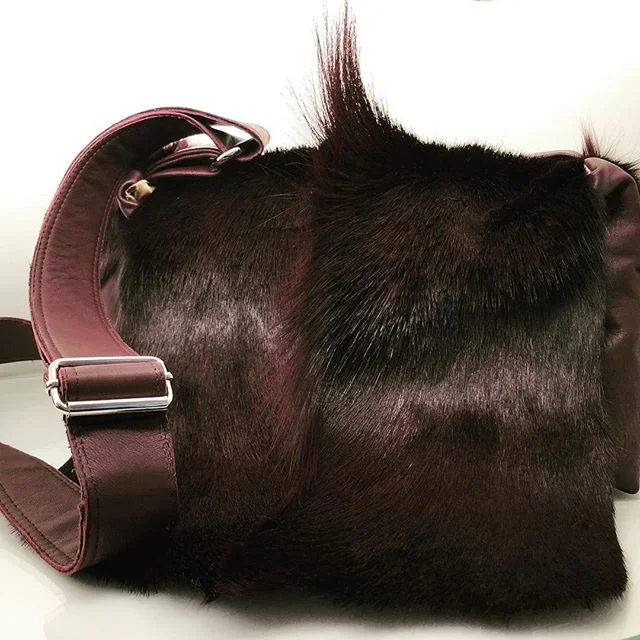 #wadabags my brand new Ingrid bag...the dark wine colour is so wintry and dreamy...in love with my own creation - is that allowed? #accessories #handmade #fashion #sewinglove #instastyle #armcandy #gorgeous #glam #bags #accessoryheaven #beautifulthings #style #luxury #stitchit #leather #sewingallday #instacool #londonstyle #beautiful #justmade #fur #lovely #popupshop #winterfashion