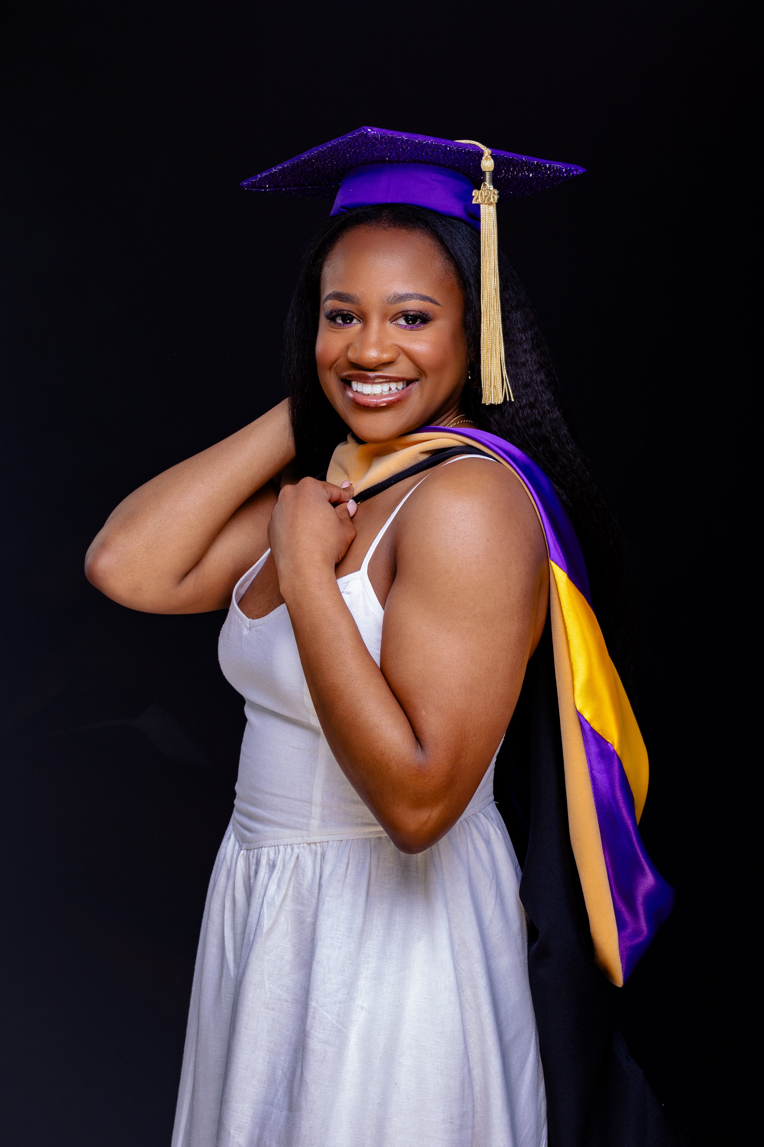 Alexis_GradPhotos_21.jpg