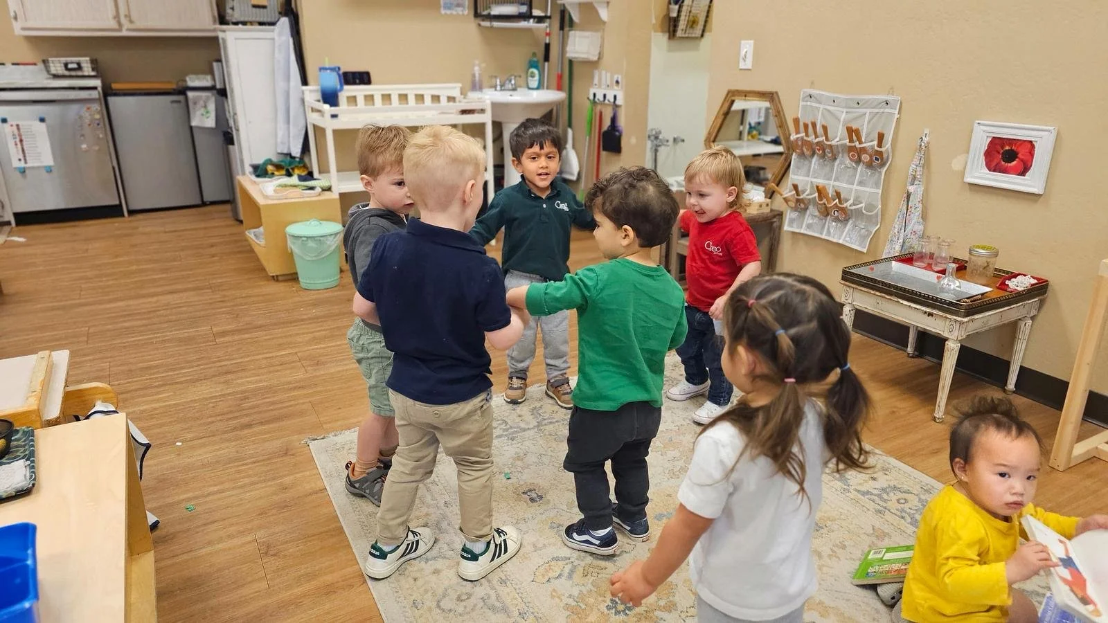 Circle time Ring around the rosie.jpg