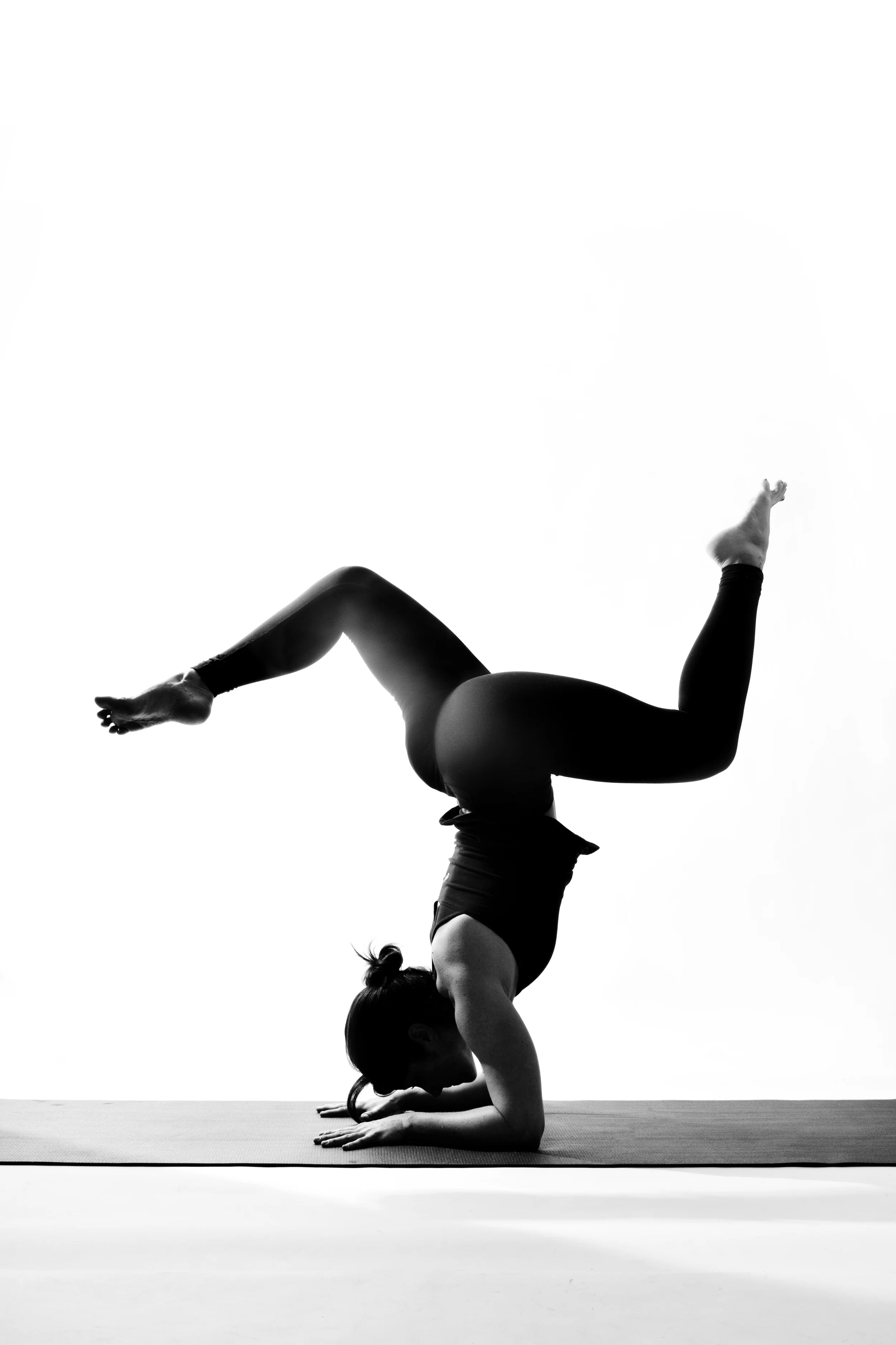 Adriana_1186_BW.jpg