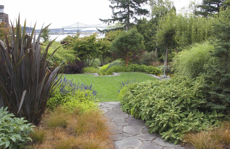 Mosaic Gardens, Landscaping Eugene Oregon