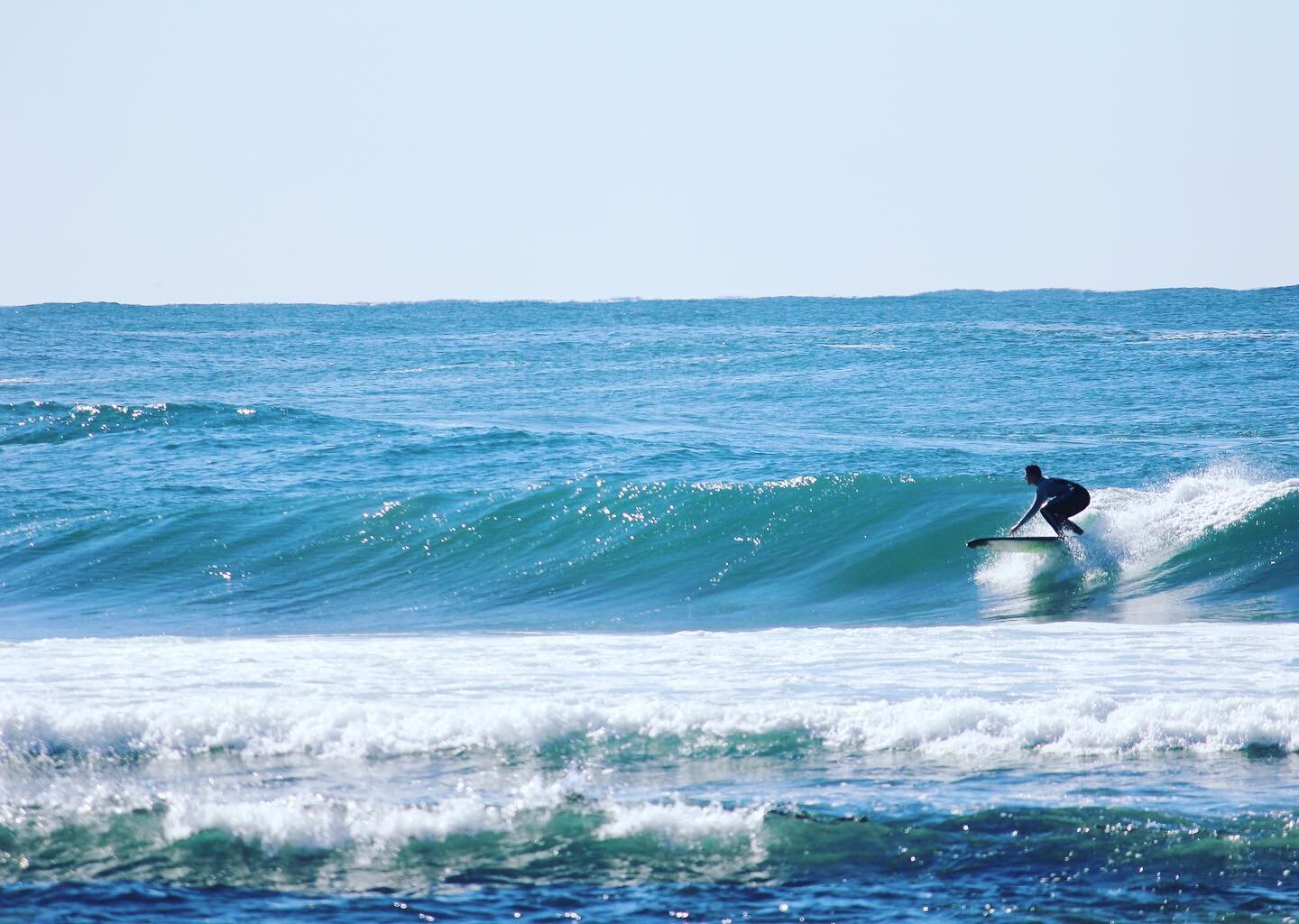 Lockdown on the coast 

#surfer #surfing #centralcoastnsw #singlefin