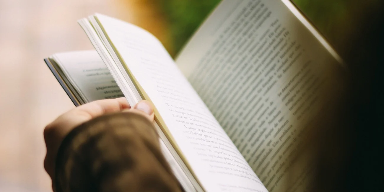 How to be a Reader in a Non-Reading Family