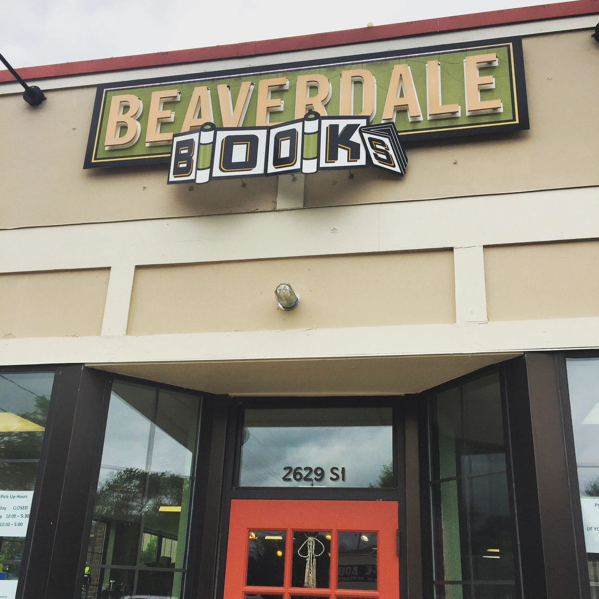 Literary Tourism: Beaverdale Books in Des Moines, Iowa