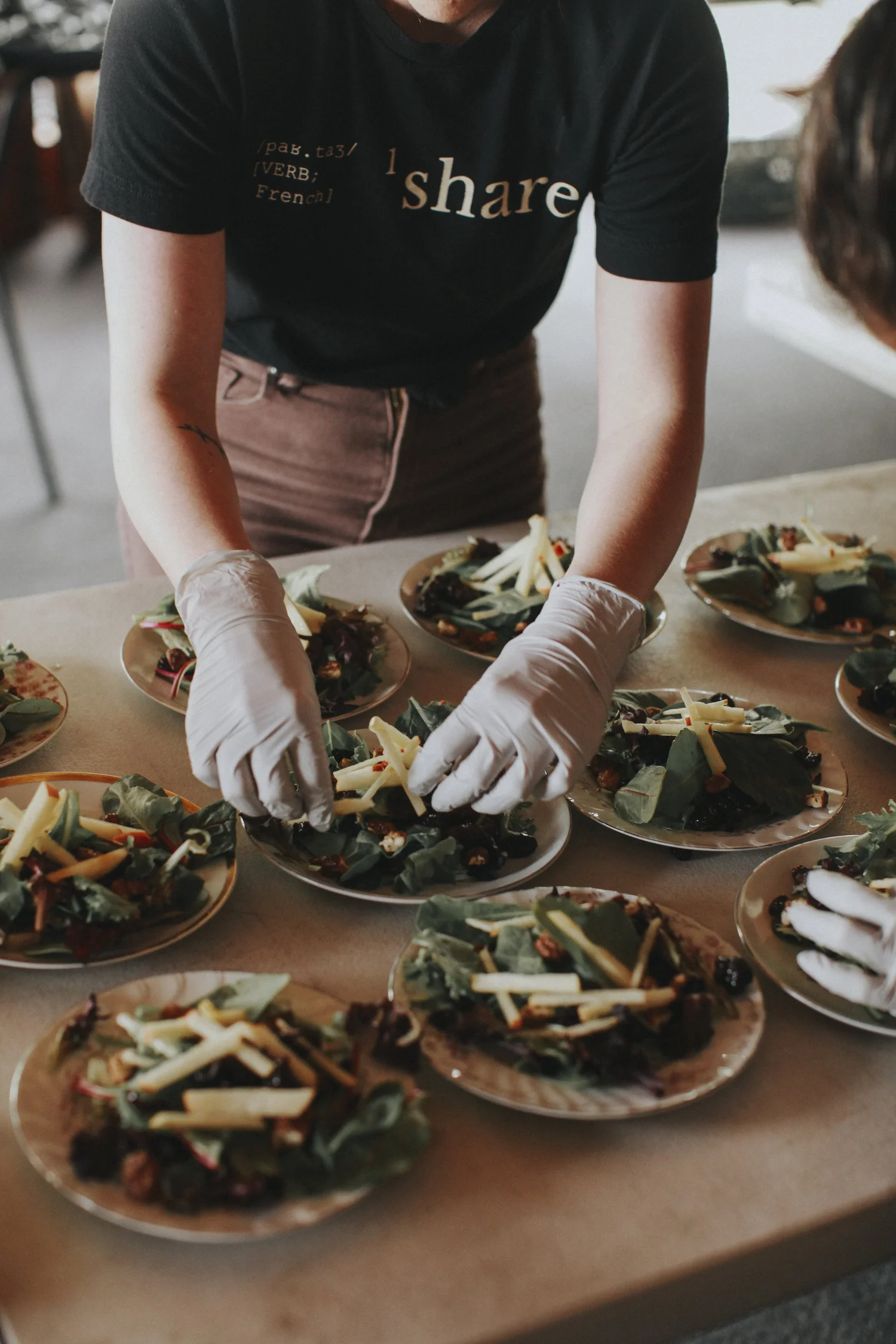 Partaged PARTAGE SERVICES — the everyday chef & wife