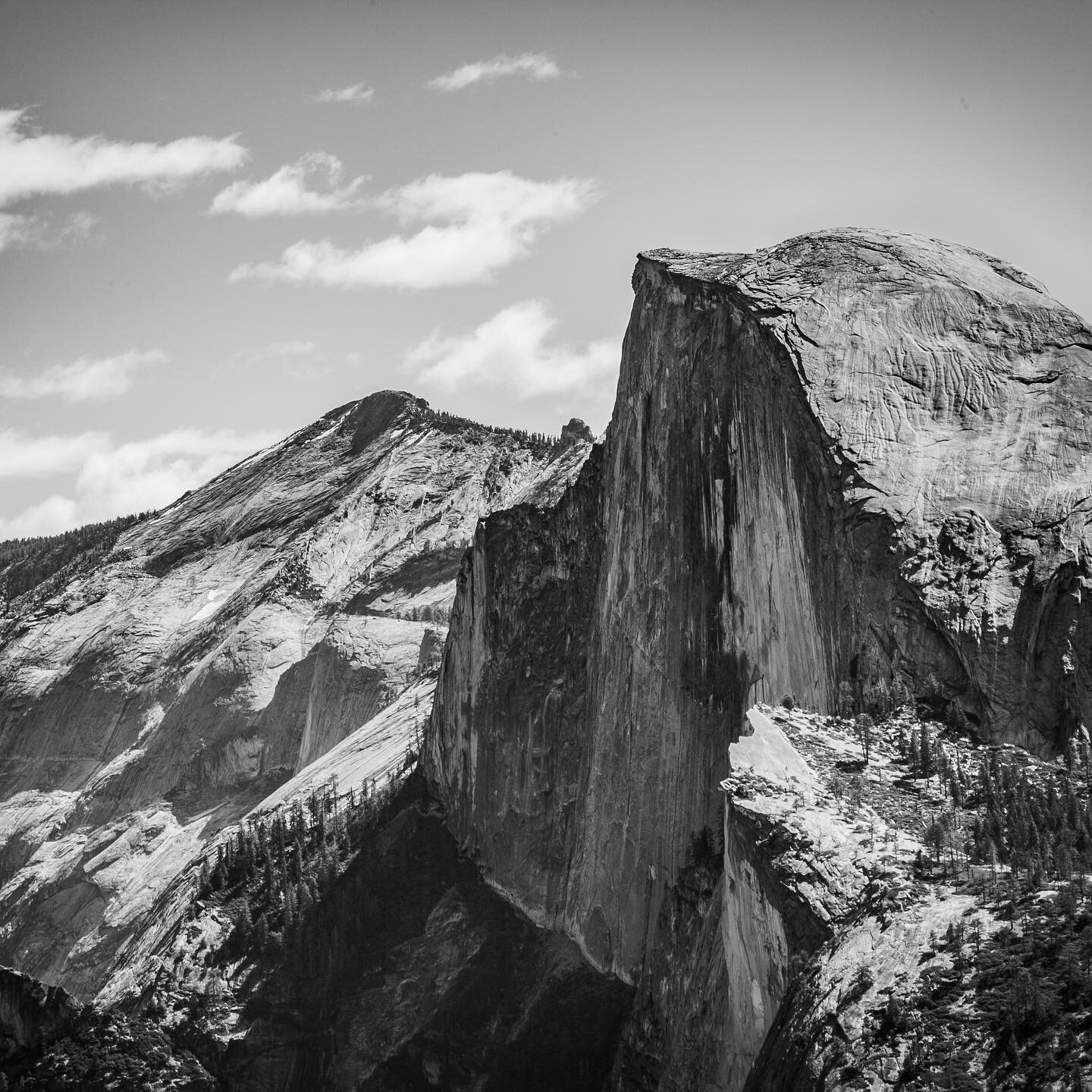 Half Dome &hellip;..Majestic! Says you know who! 😊
.
.
.
#yourshotphotographer #nature #naturephotography #nationalgeographic #nationalpark #nps #nationalparks #canonphotography #canon #blackandwhite #outdoors #hike #view #mountains #landscapephotog