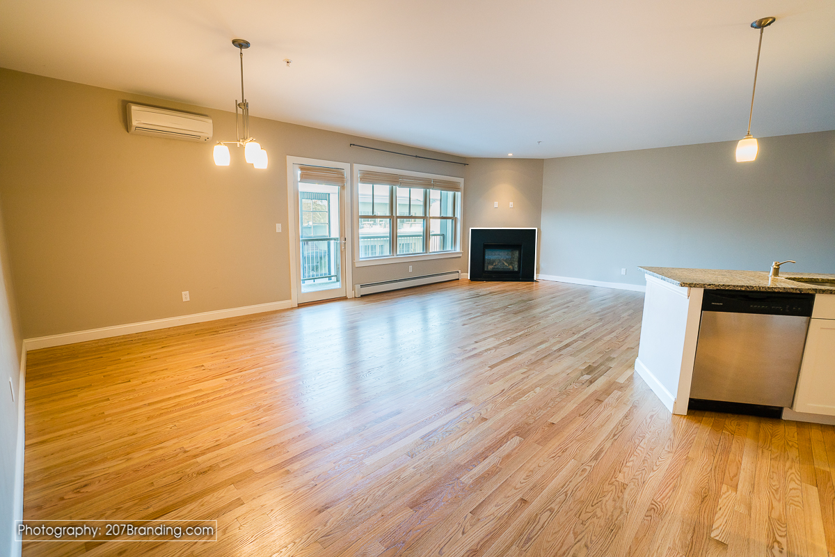 South-Portland-Real-Estate-Photographer-01.jpg