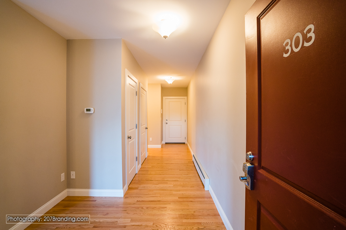 South-Portland-Real-Estate-Photographer-10.jpg