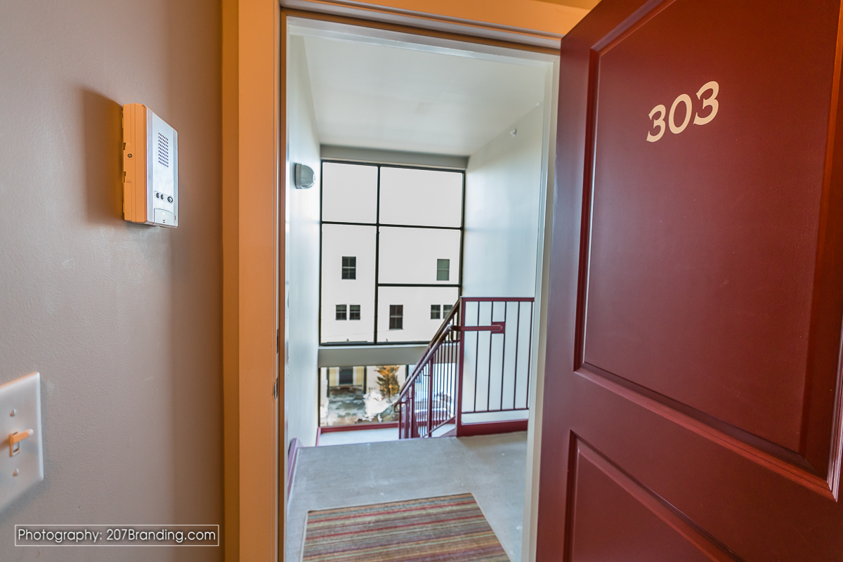 South-Portland-Real-Estate-Photographer-29.jpg