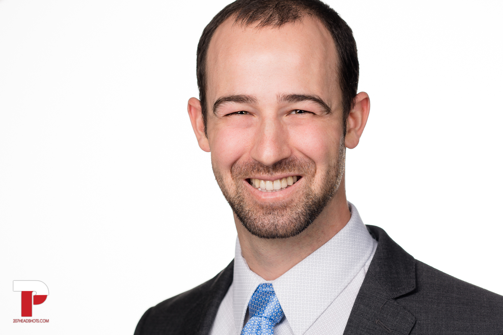 headshot-photographers-in-portland-maine-7.jpg