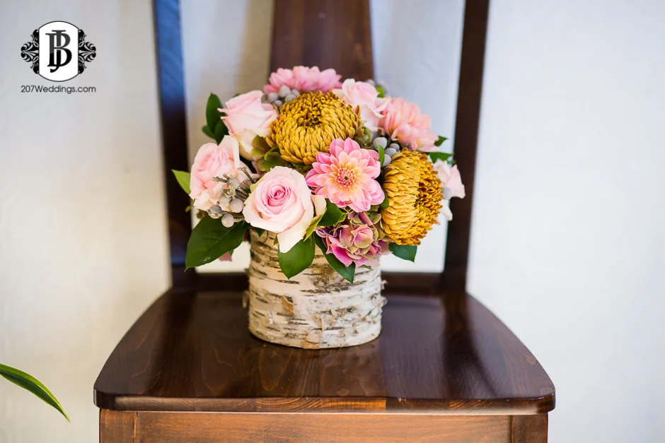 harmons-bartons-fall-arrangements-portland-maine-wedding-photographer-17.jpg