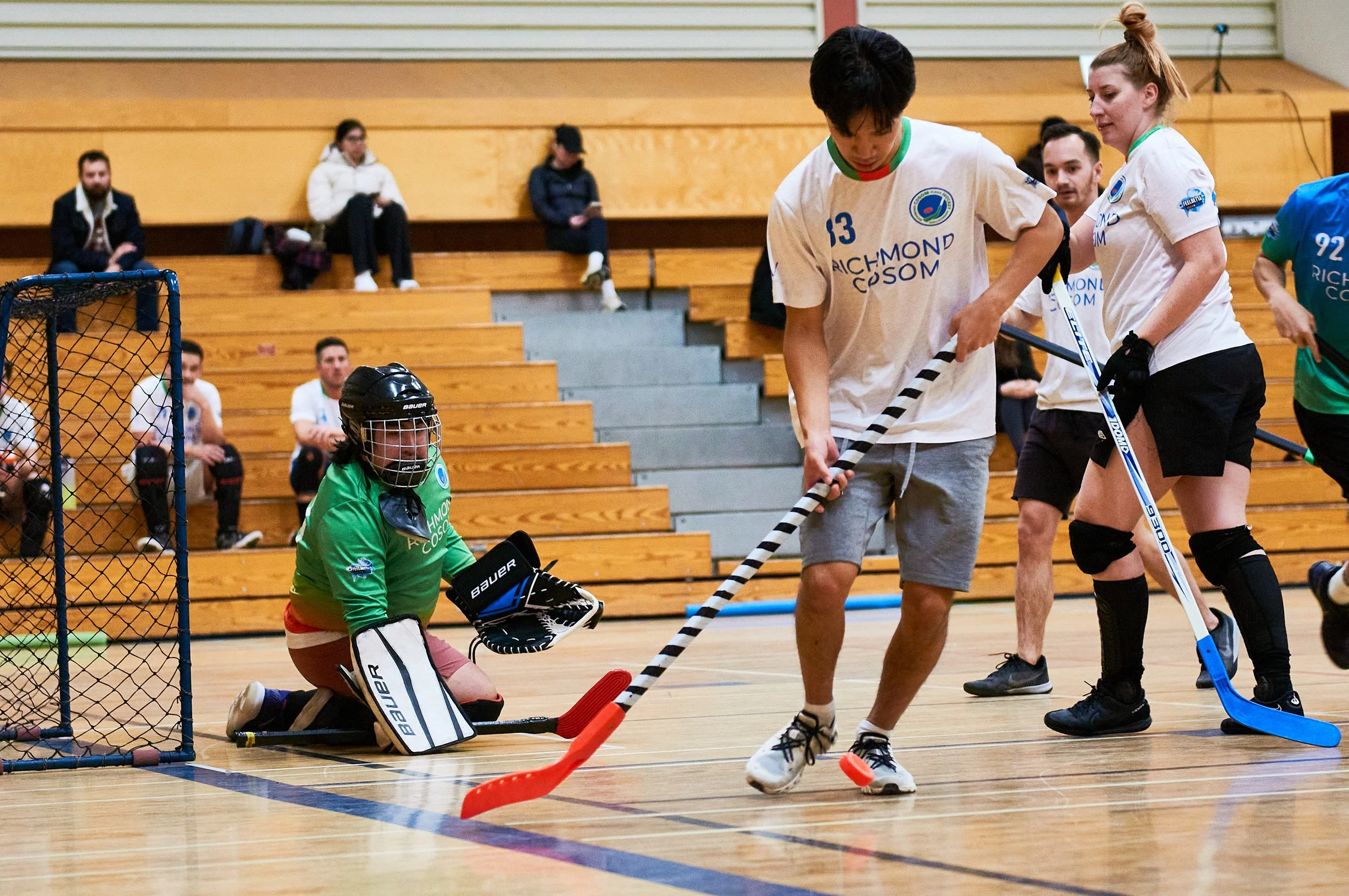 Dec-15_Old Yellers vs Outlaws 12.jpeg
