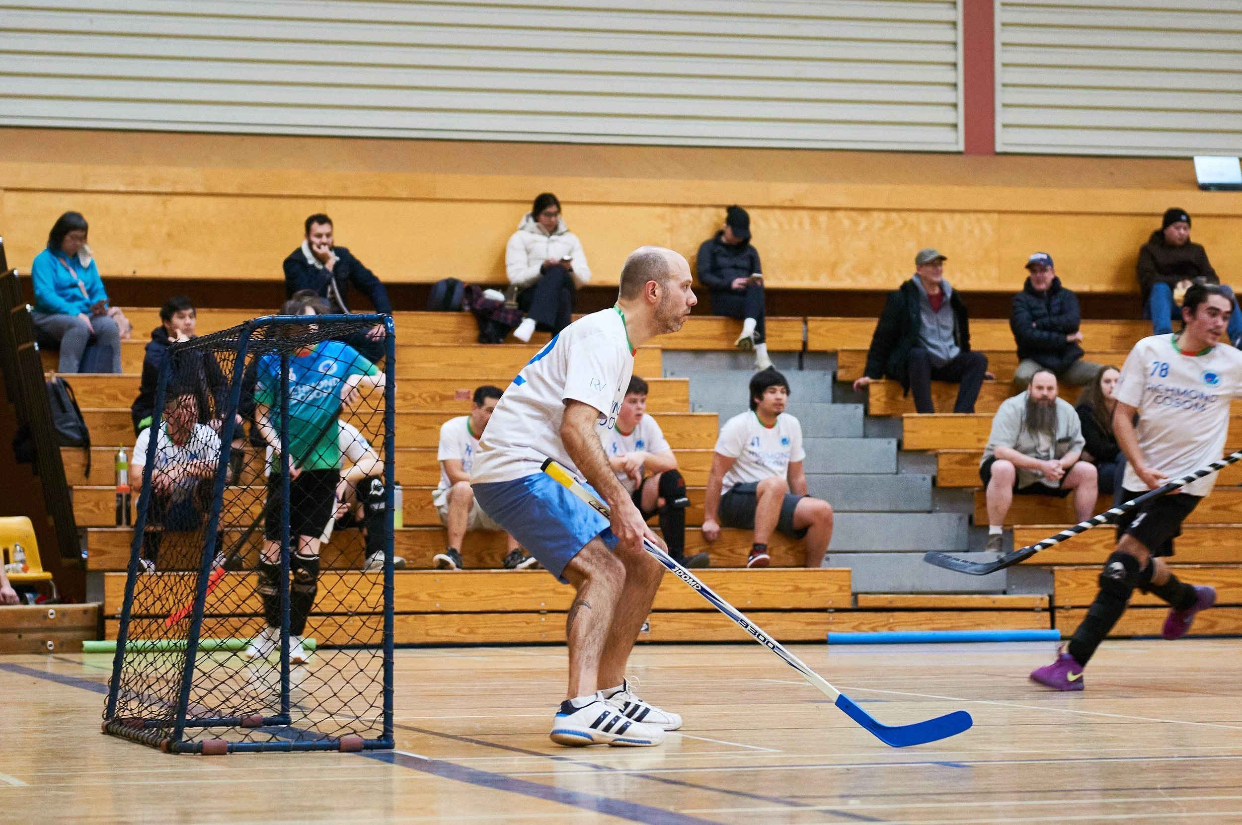 Dec-15_Old Yellers vs Outlaws 19.jpeg