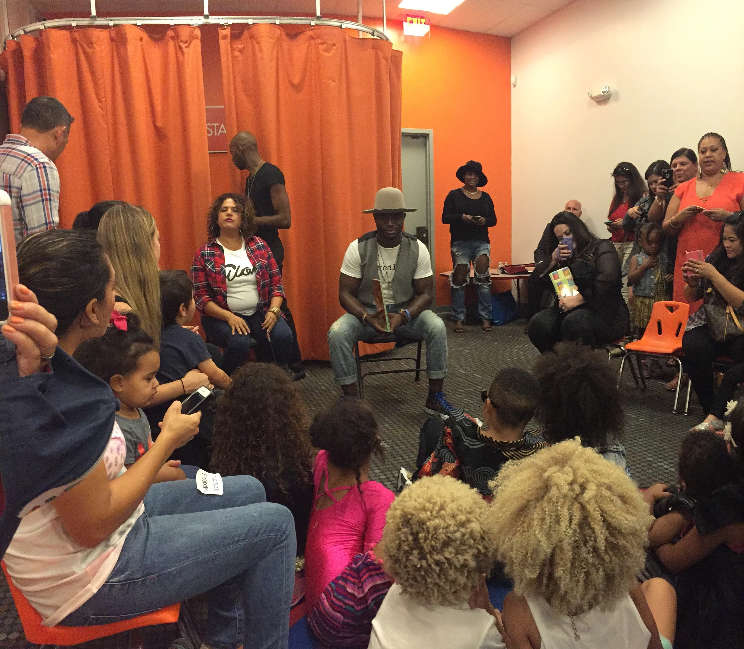 Mixed Up Clothing Designer Sonia Smith-Kang & Actor/Author Taye Diggs