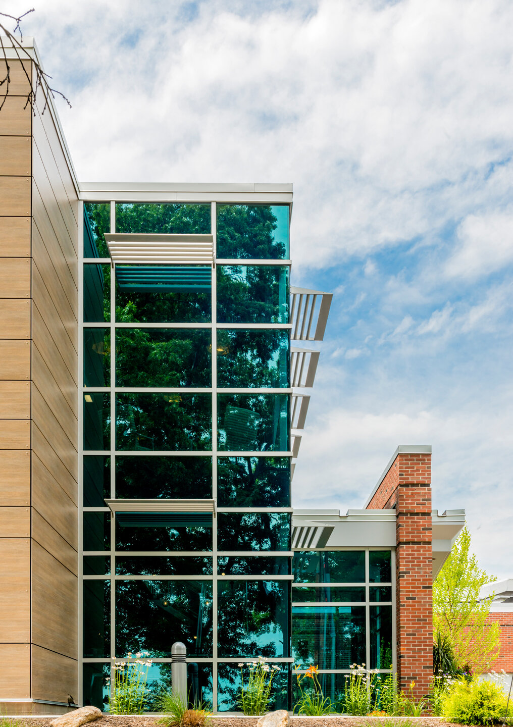 Laddawn Exterior July 21 2017  ©Keitaro Yoshioka 021.jpg