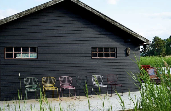 reso_chair_steel_light-green_yellow_pink_dark-green_white_wine-red_photo_johan_carlson.jpg
